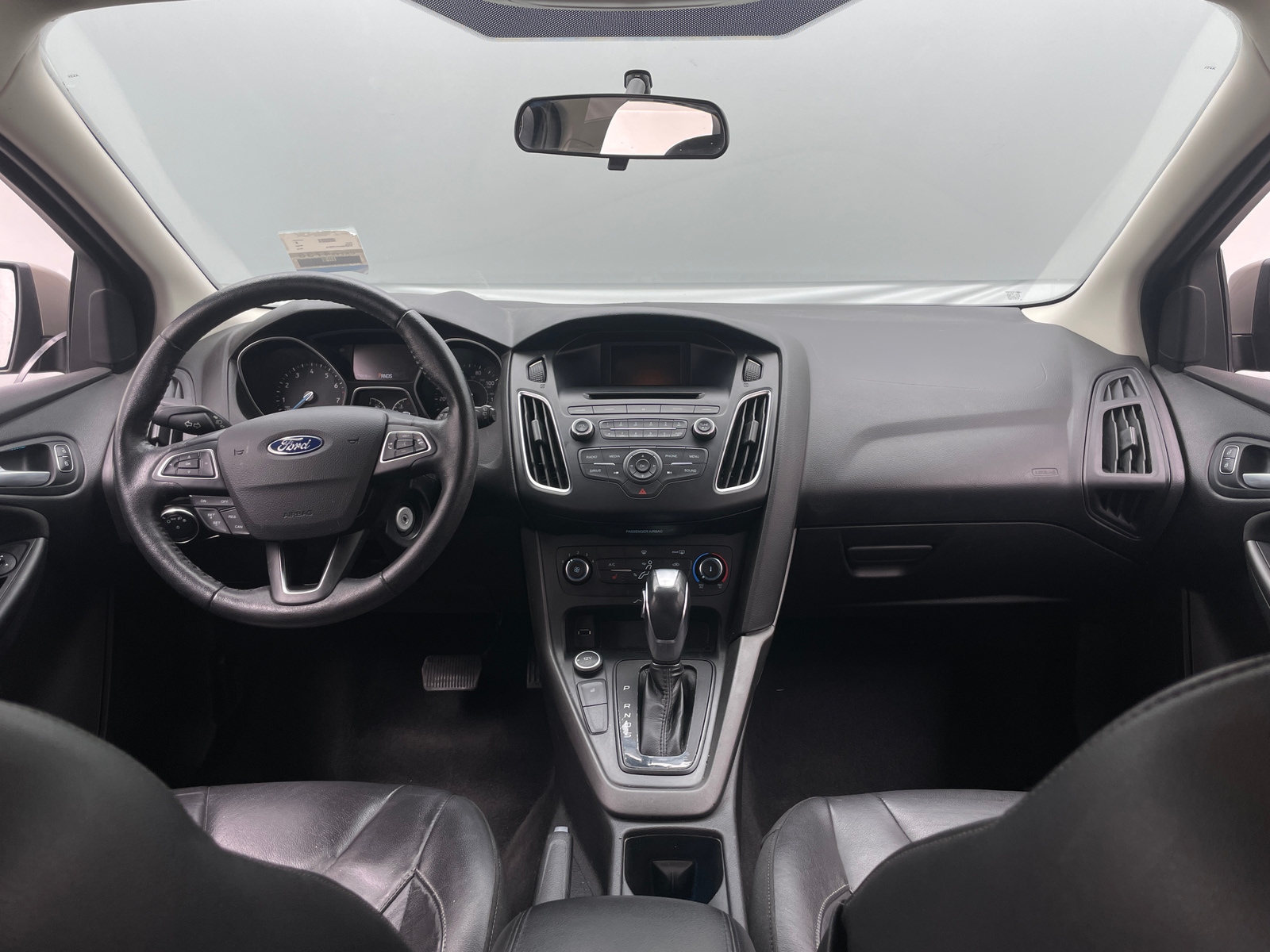 Thumbnail: 2015 Ford Focus - 3