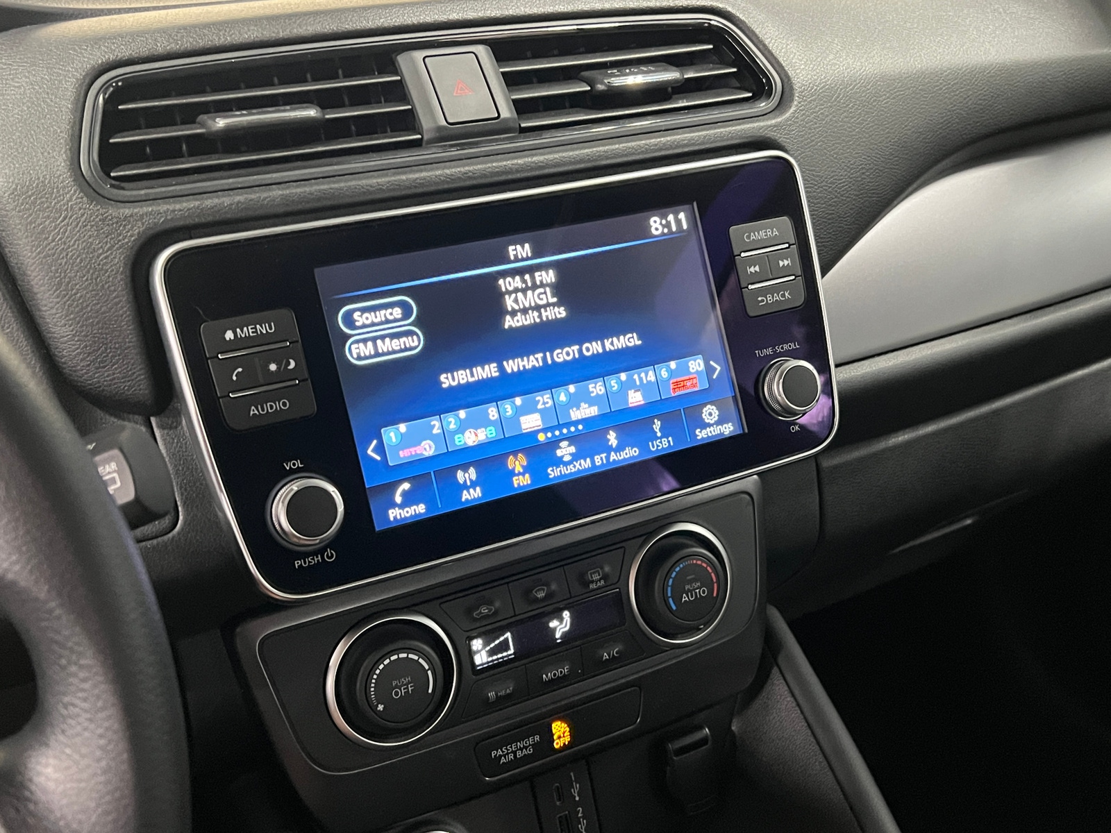 Thumbnail: 2025 Nissan Leaf - 4