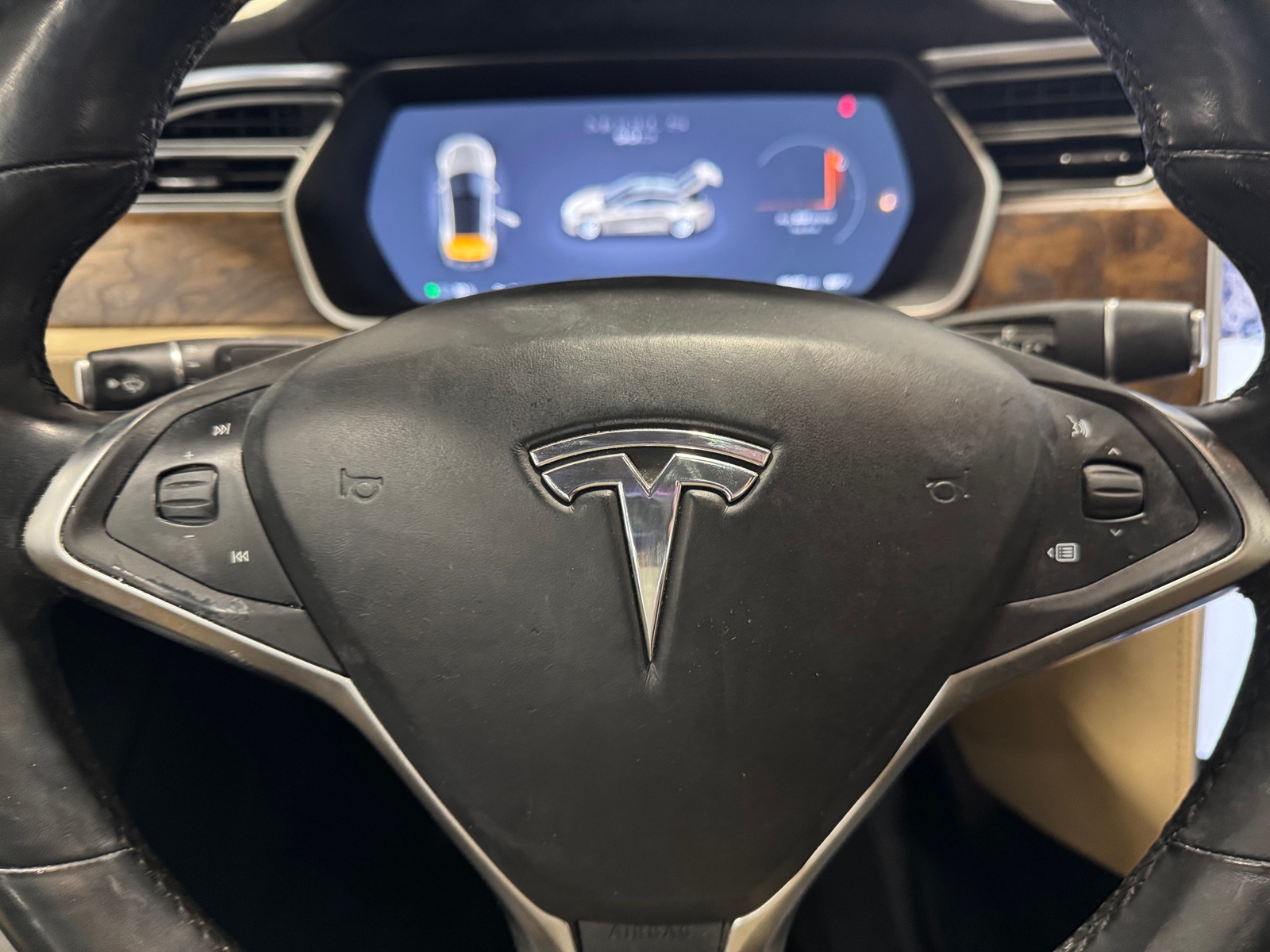 Thumbnail: 2016 Tesla Model S - 4