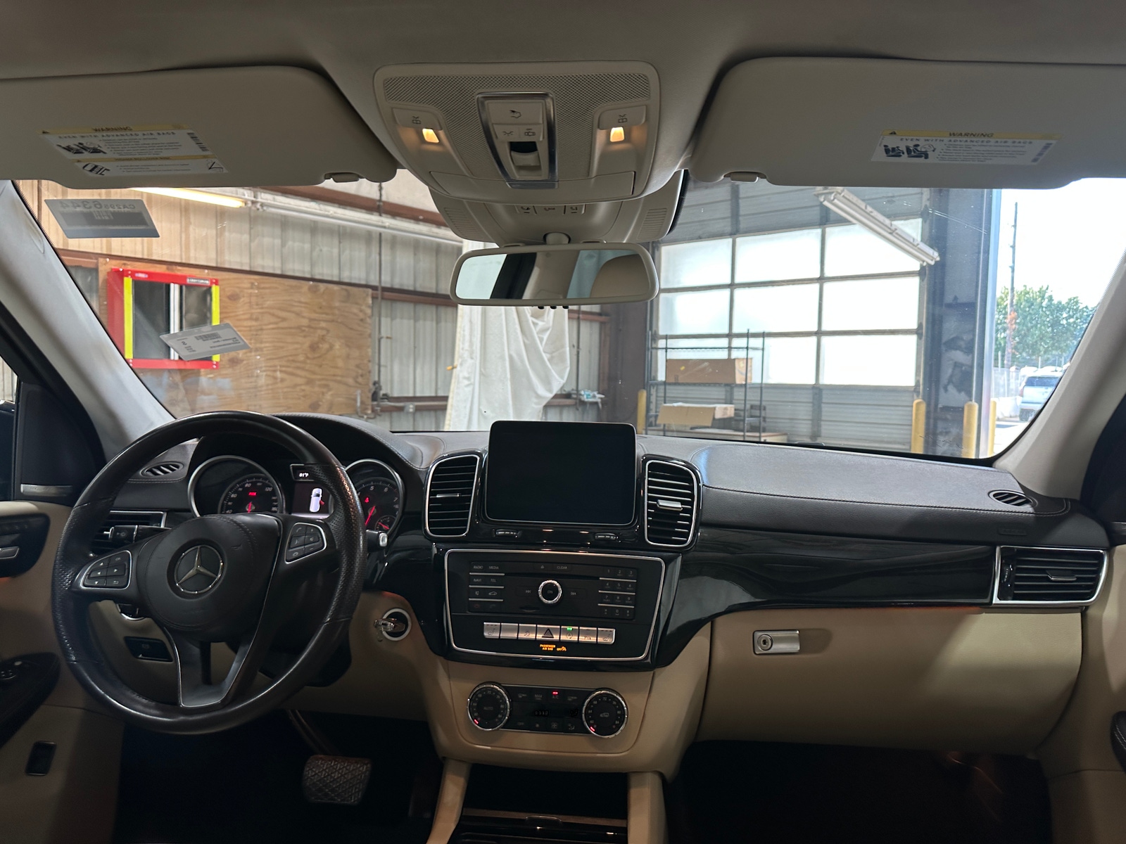 Thumbnail: 2017 Mercedes-Benz GLS - 2