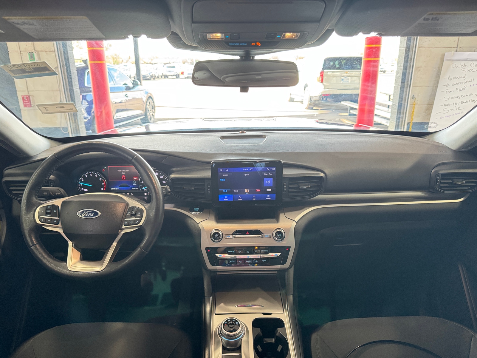Thumbnail: 2022 Ford Explorer - 3