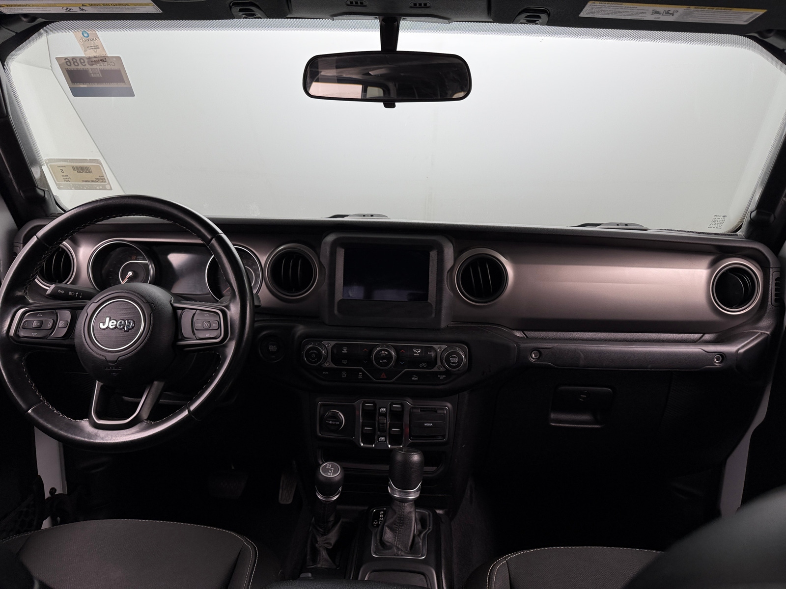 Thumbnail: 2021 Jeep Gladiator - 3