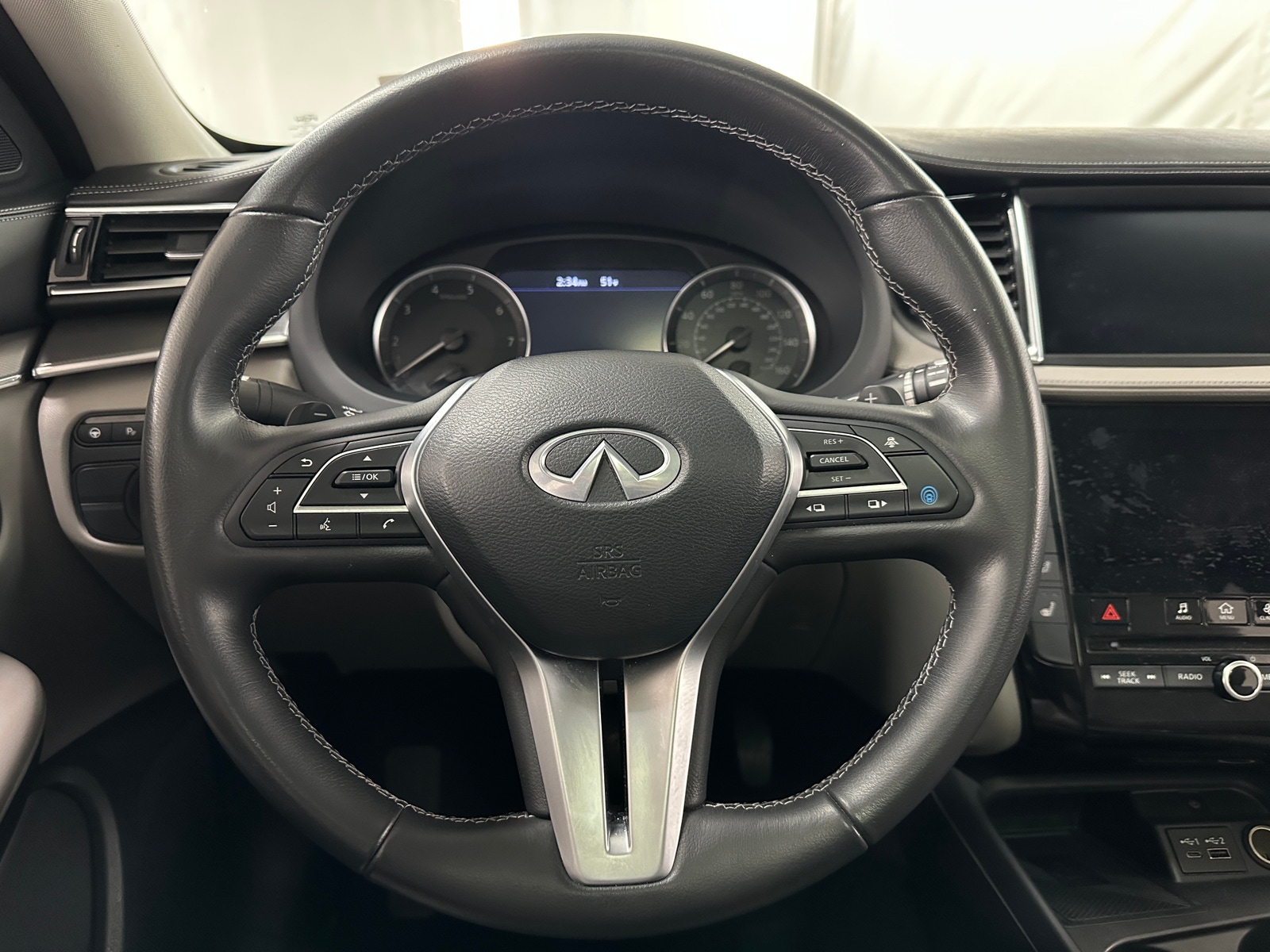 Thumbnail: 2024 INFINITI QX50 - 4