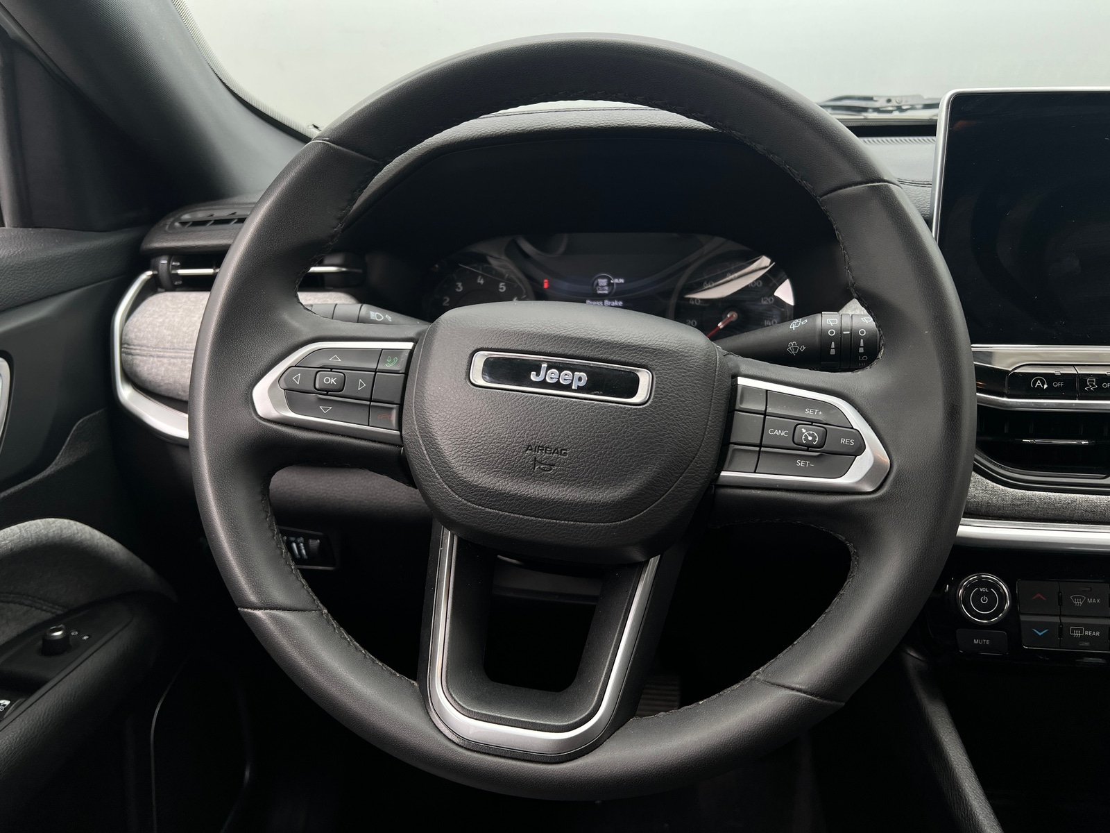 Thumbnail: 2023 Jeep Compass - 5