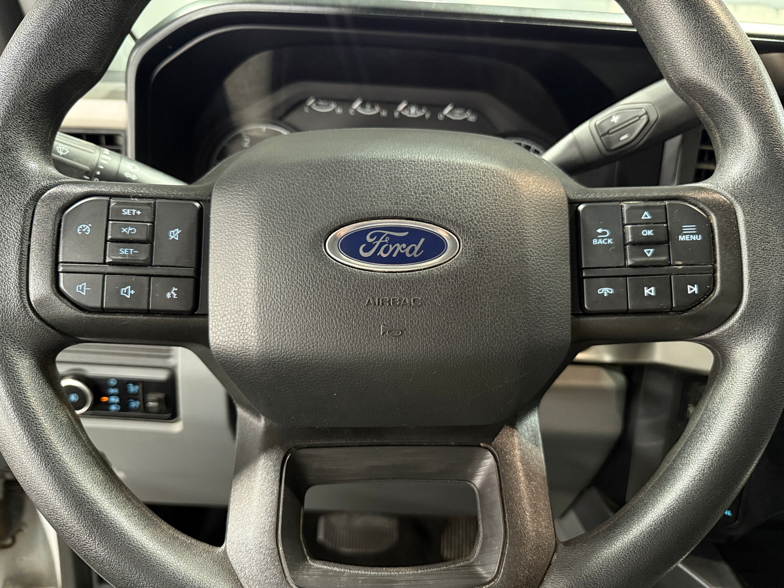 Thumbnail: 2024 Ford Econoline - 5