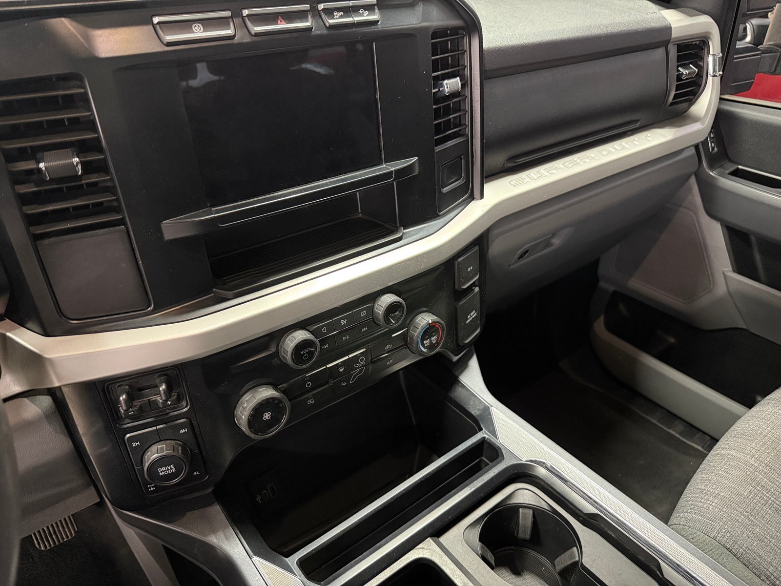 Thumbnail: 2024 Ford Econoline - 4