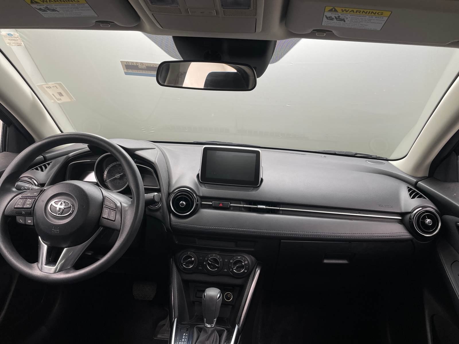 Thumbnail: 2018 Toyota Yaris iA - 3