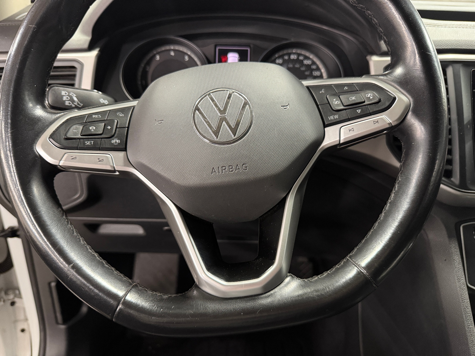 Thumbnail: 2021 Volkswagen Atlas - 4