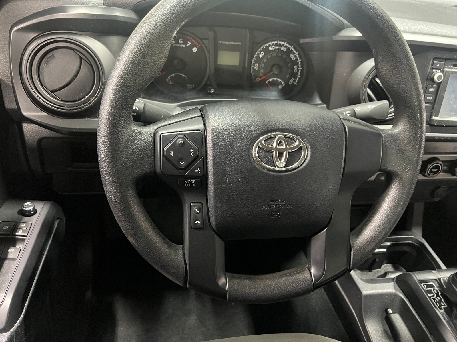 Thumbnail: 2017 Toyota Tacoma - 5