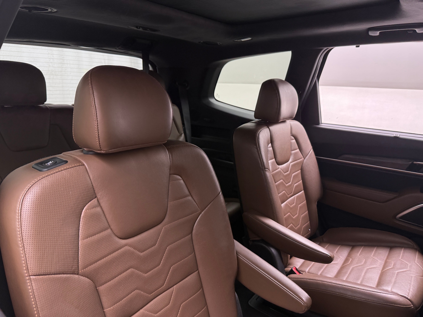 Thumbnail: 2020 Kia Telluride - 5
