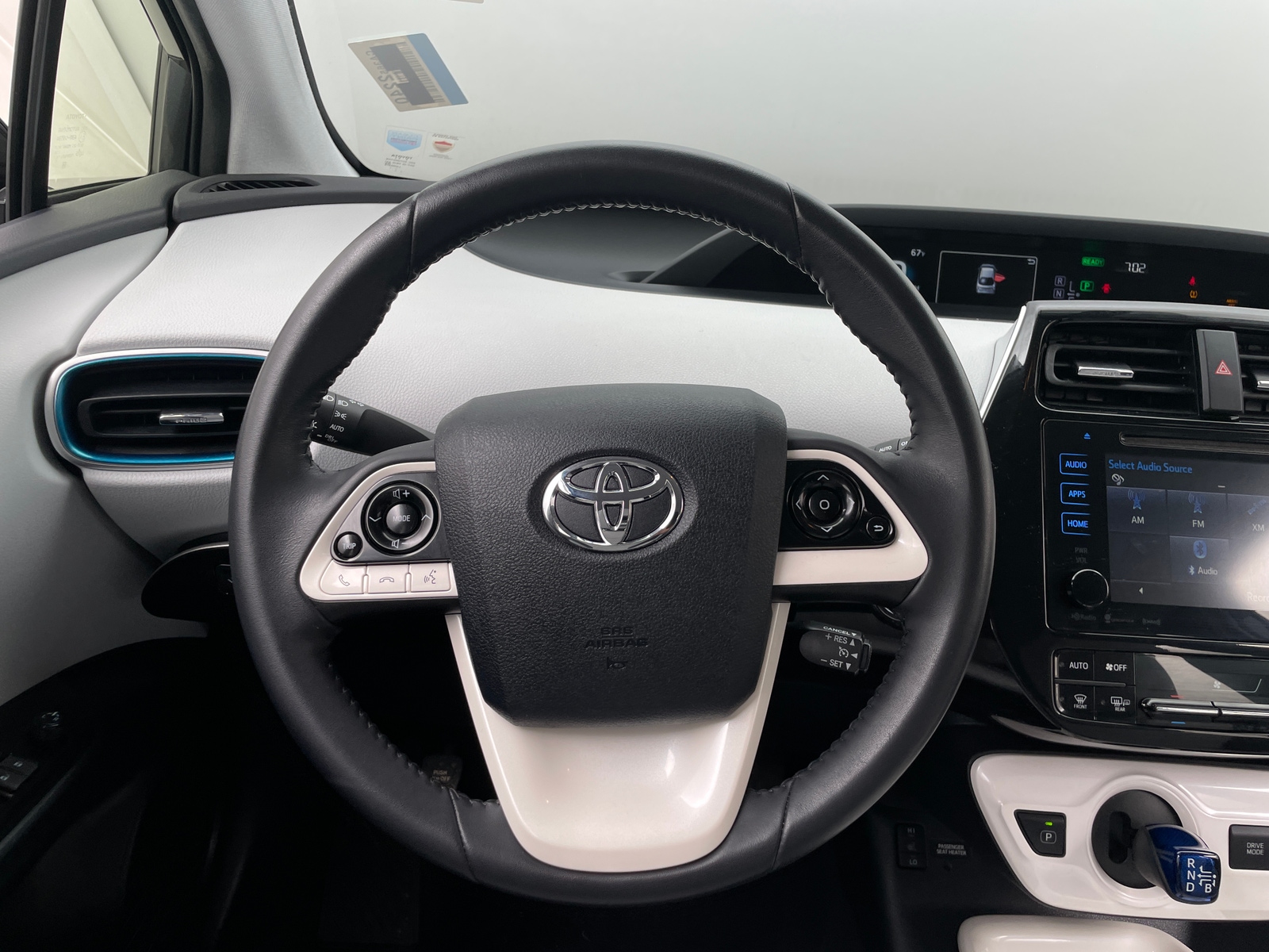Thumbnail: 2016 Toyota Prius - 5