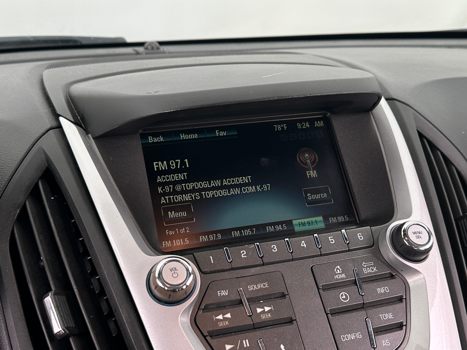 Thumbnail: 2016 Chevrolet Equinox - 4