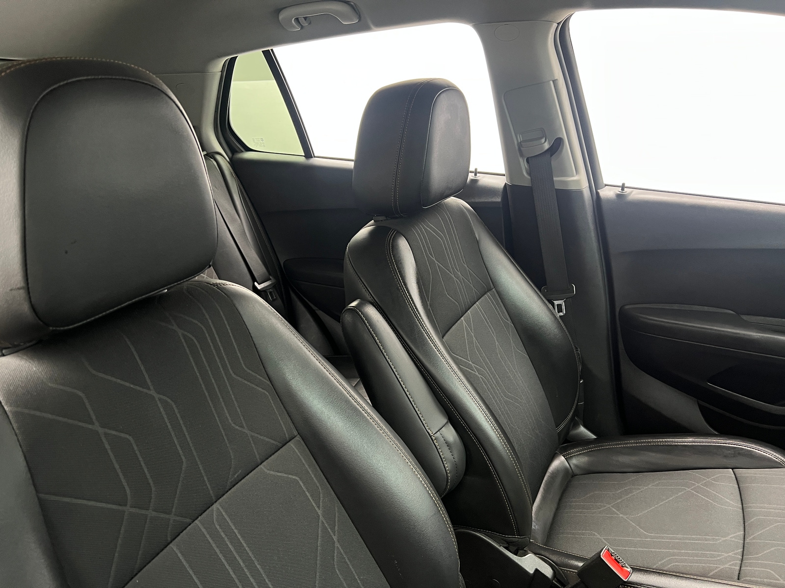 Thumbnail: 2019 Chevrolet Trax - 2