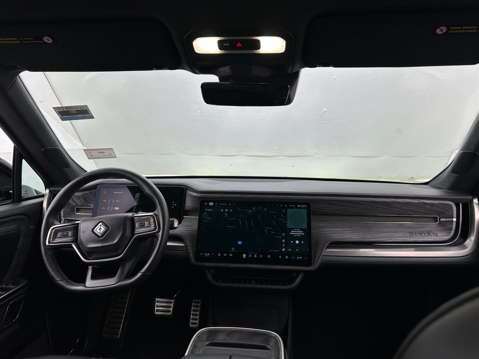 Thumbnail: 2022 Rivian R1T - 2