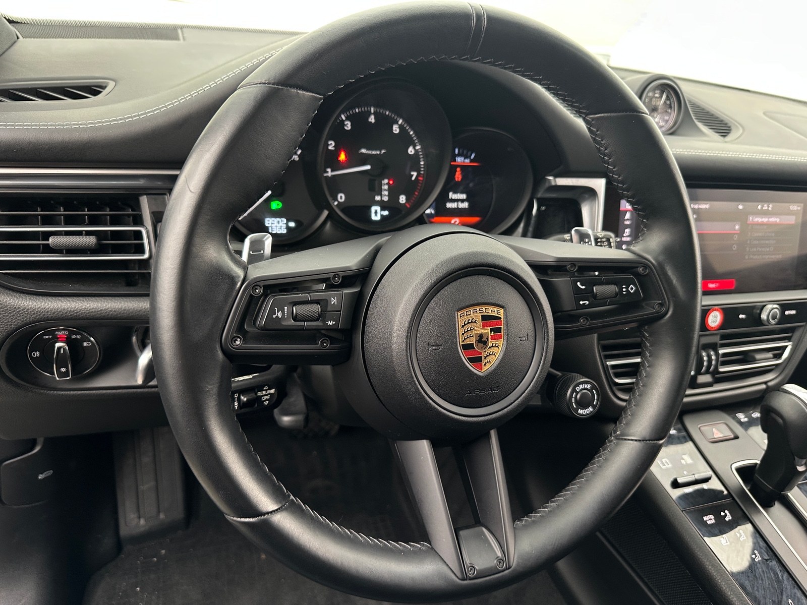 Thumbnail: 2024 Porsche Macan - 4