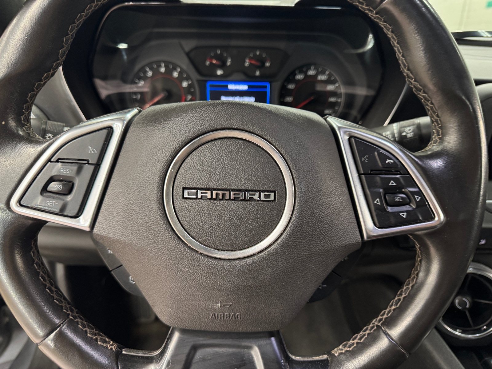 Thumbnail: 2019 Chevrolet Camaro - 4