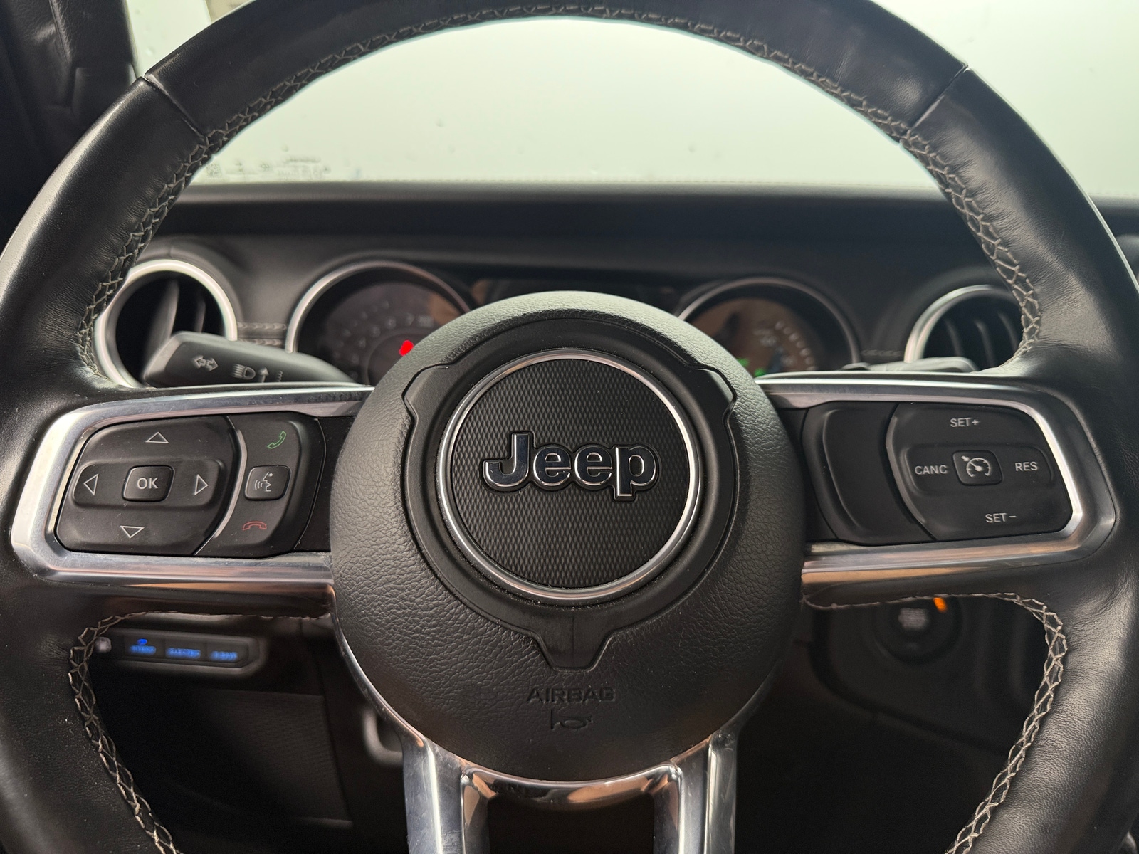 Thumbnail: 2022 Jeep Wrangler - 4