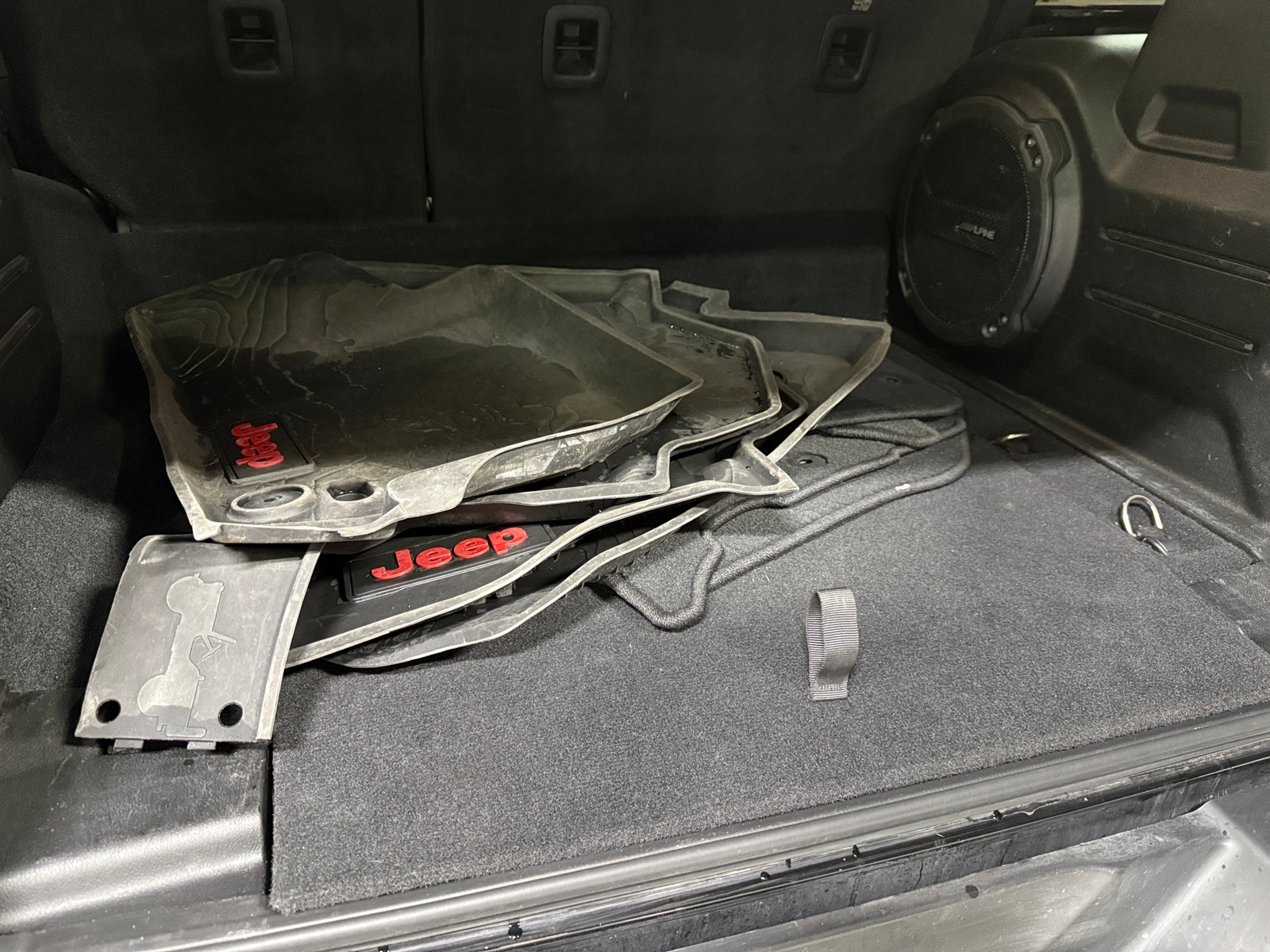 Thumbnail: 2022 Jeep Wrangler - 6