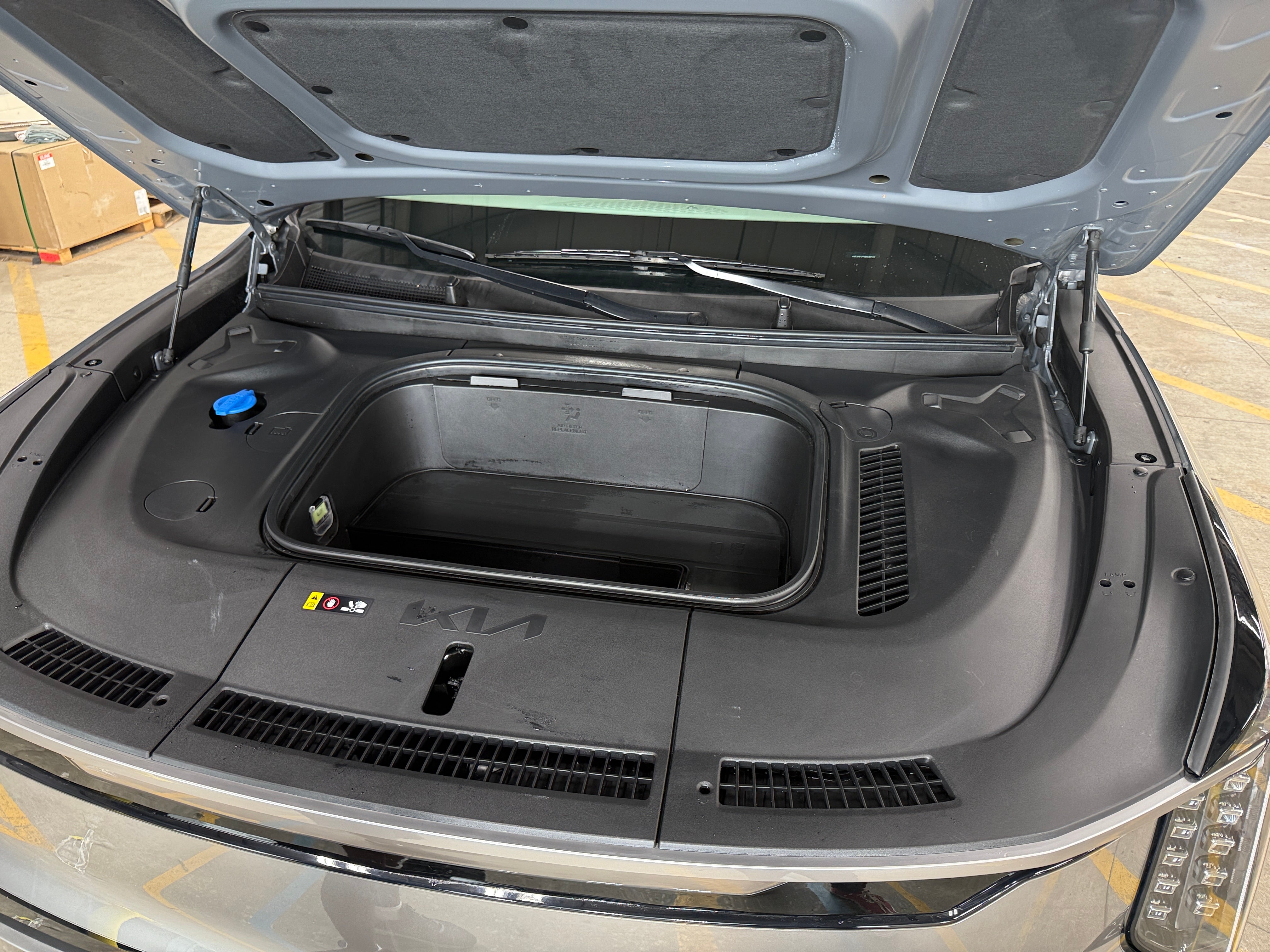 Image of 2024 Kia EV9 Land