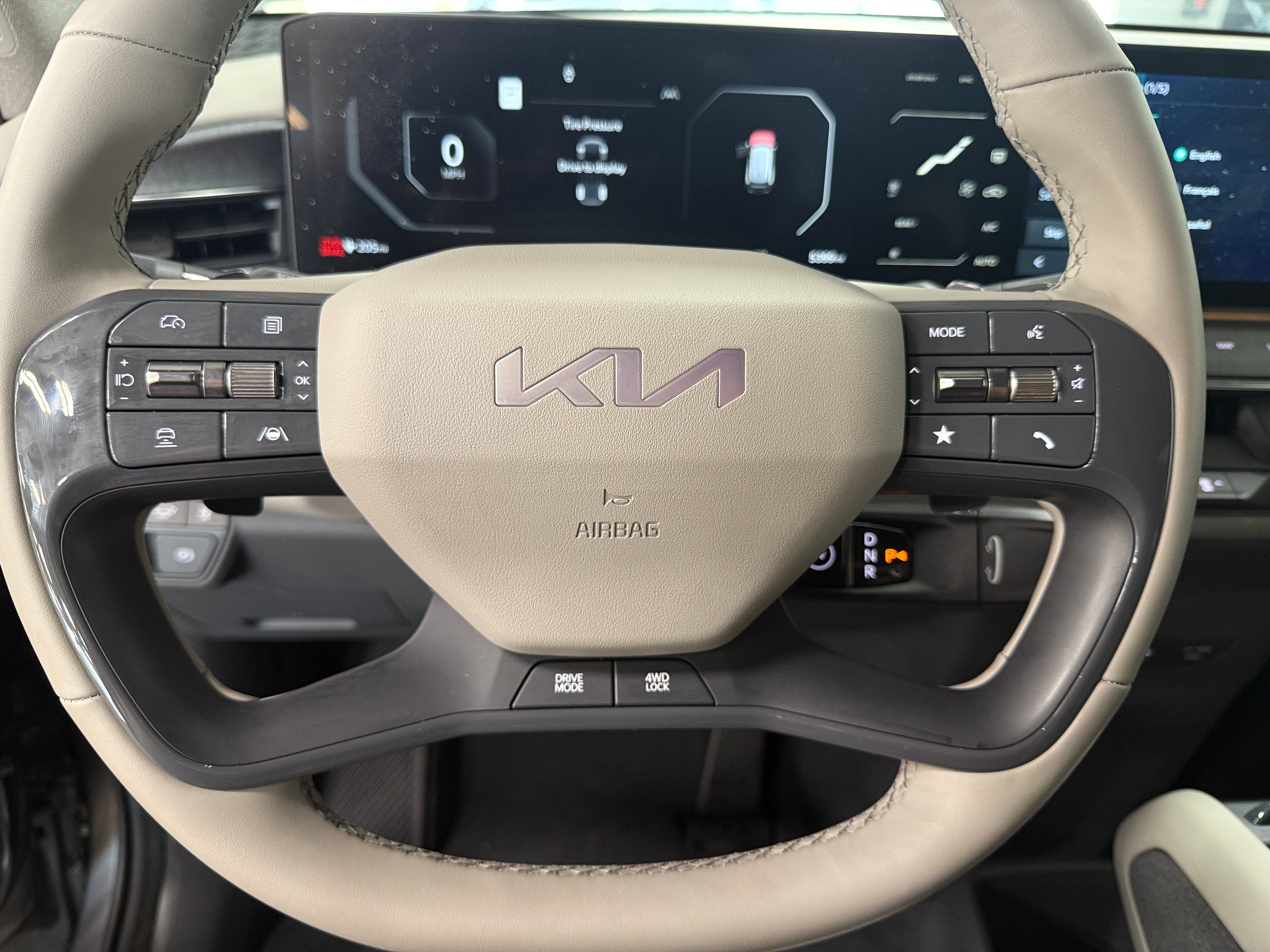 Image of 2024 Kia EV9 Land