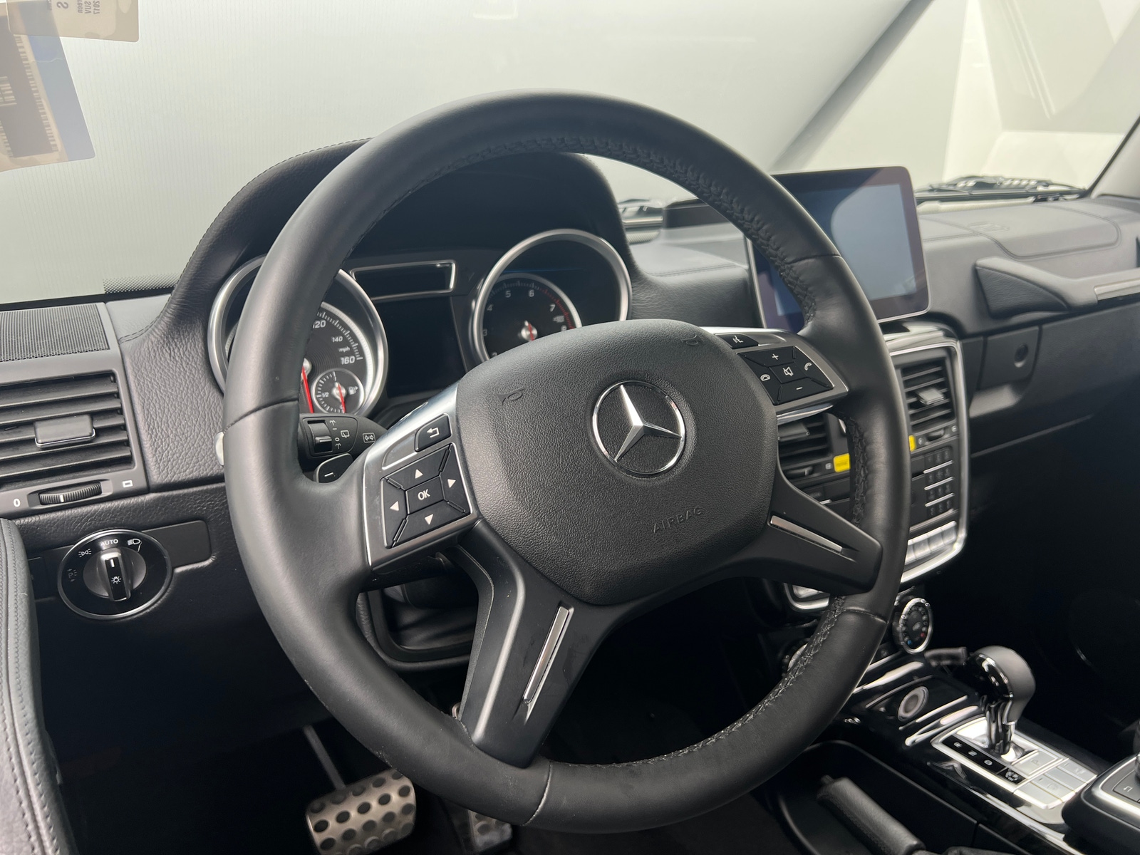 Thumbnail: 2017 Mercedes-Benz G-Class - 4