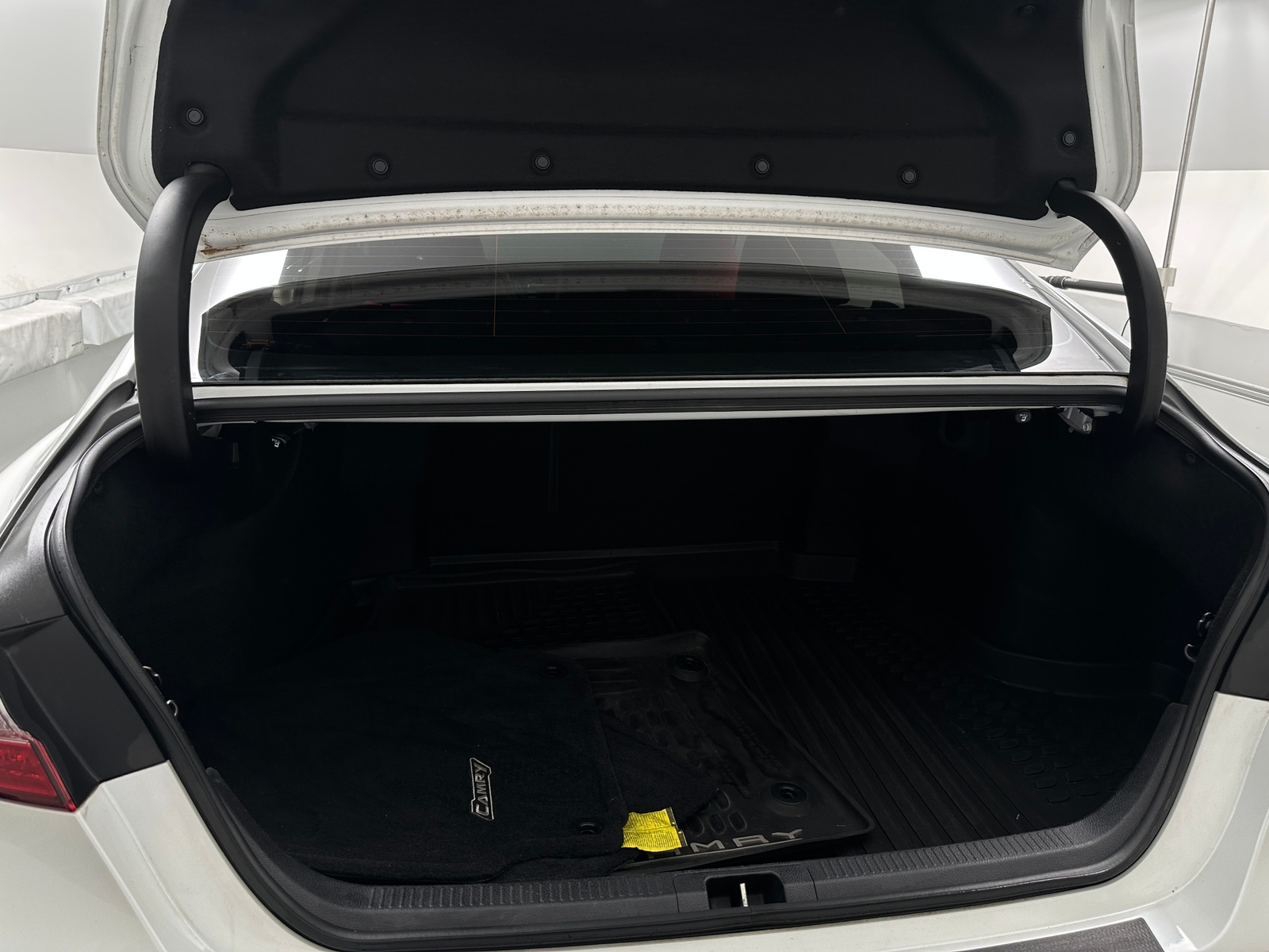 Thumbnail: 2019 Toyota Camry - 6