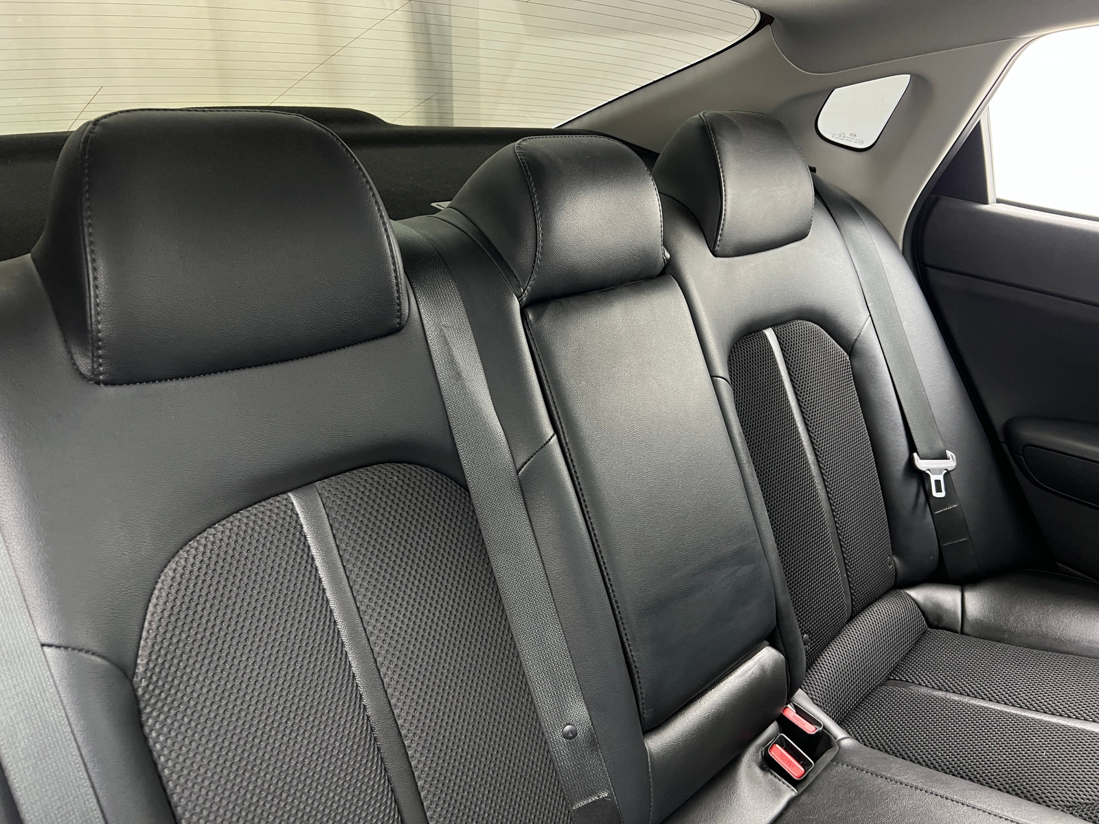 Thumbnail: 2019 Kia Optima - 5