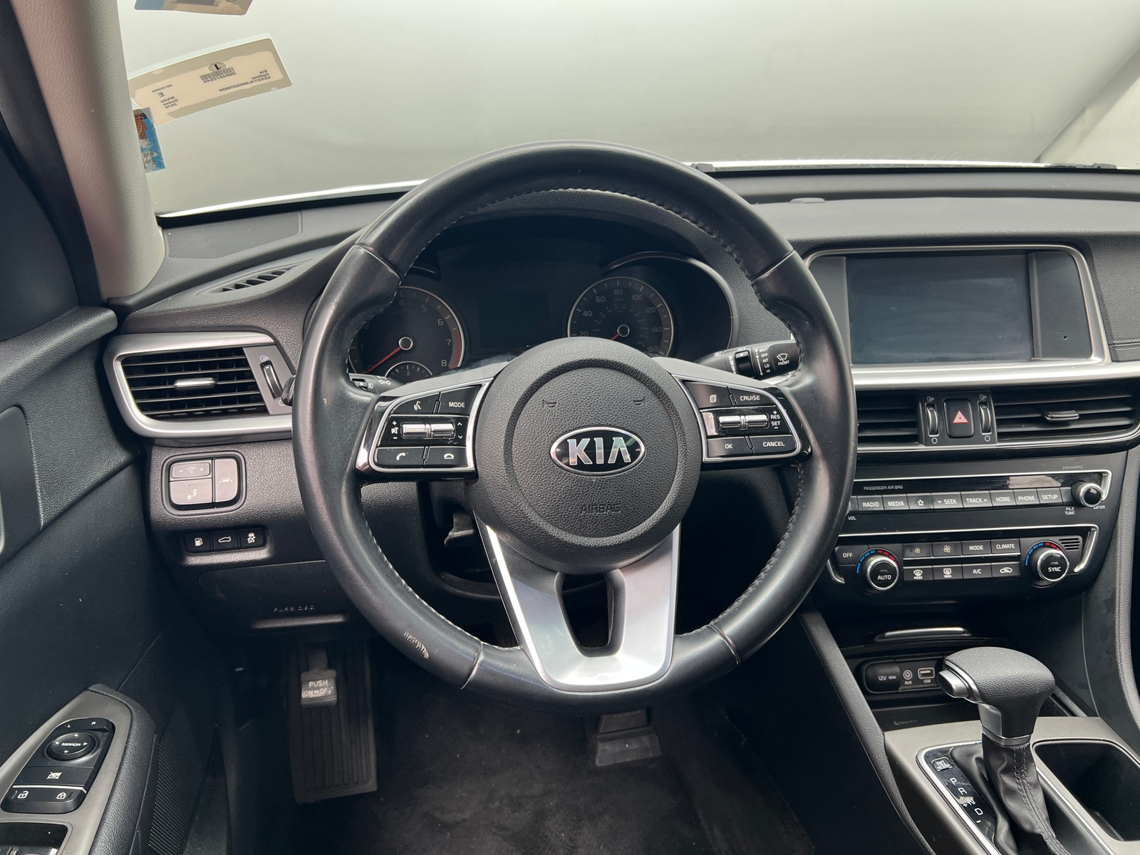 Thumbnail: 2019 Kia Optima - 4