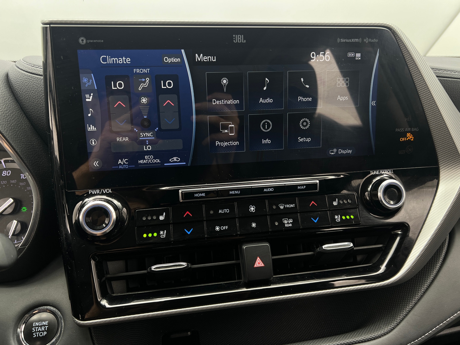 Thumbnail: 2022 Toyota Highlander - 3