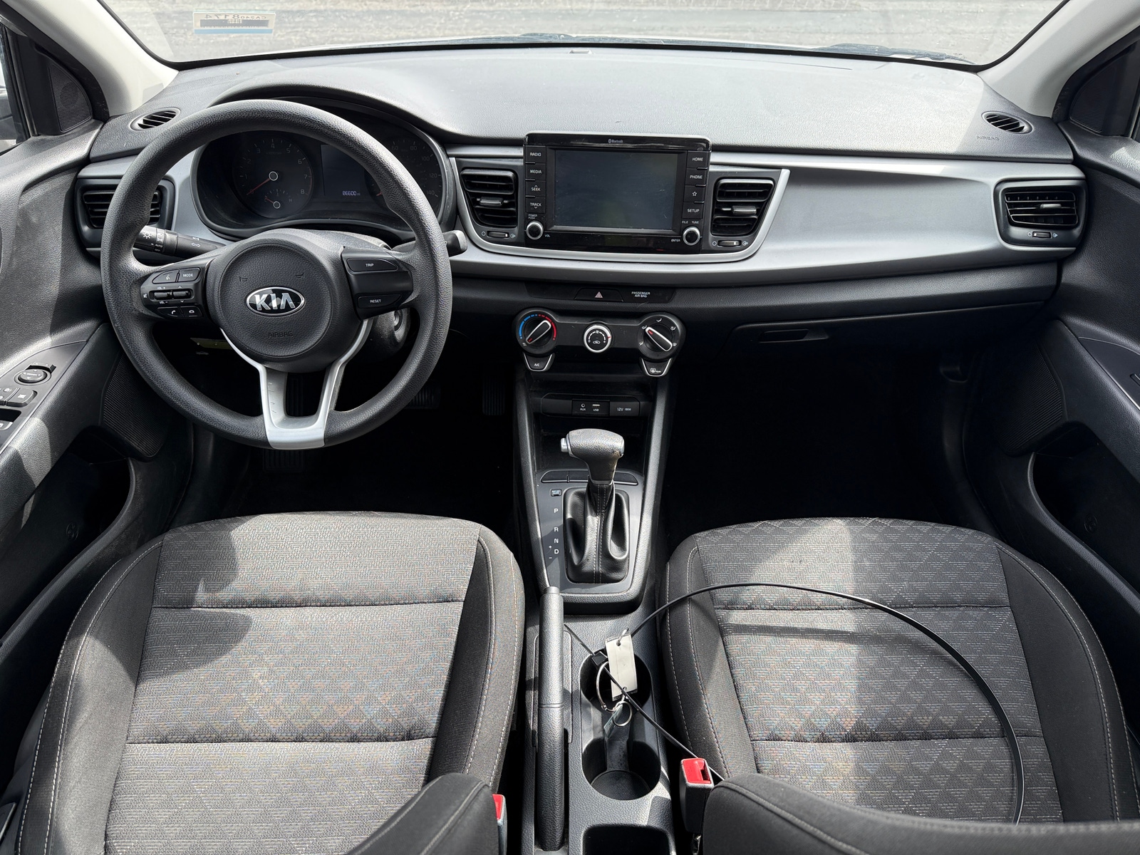 Thumbnail: 2020 Kia Rio - 3