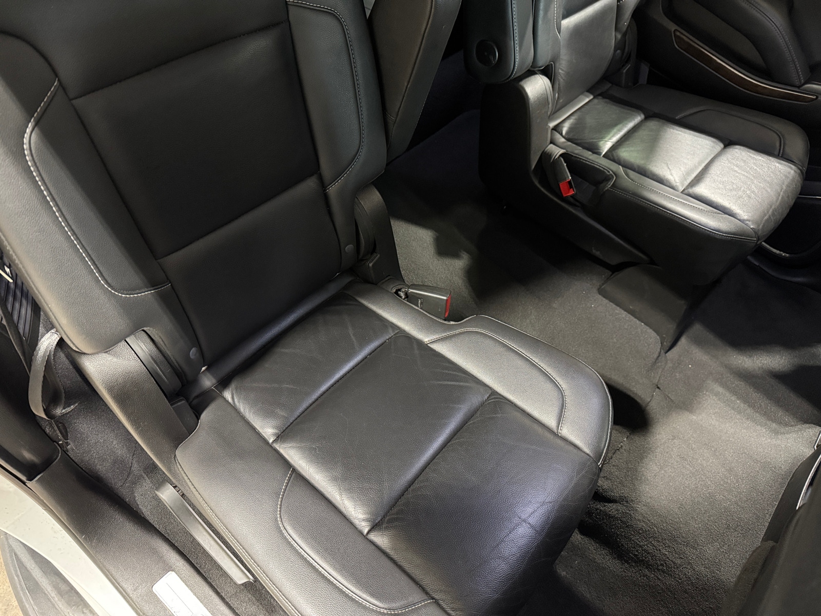 Thumbnail: 2019 Chevrolet Suburban - 5