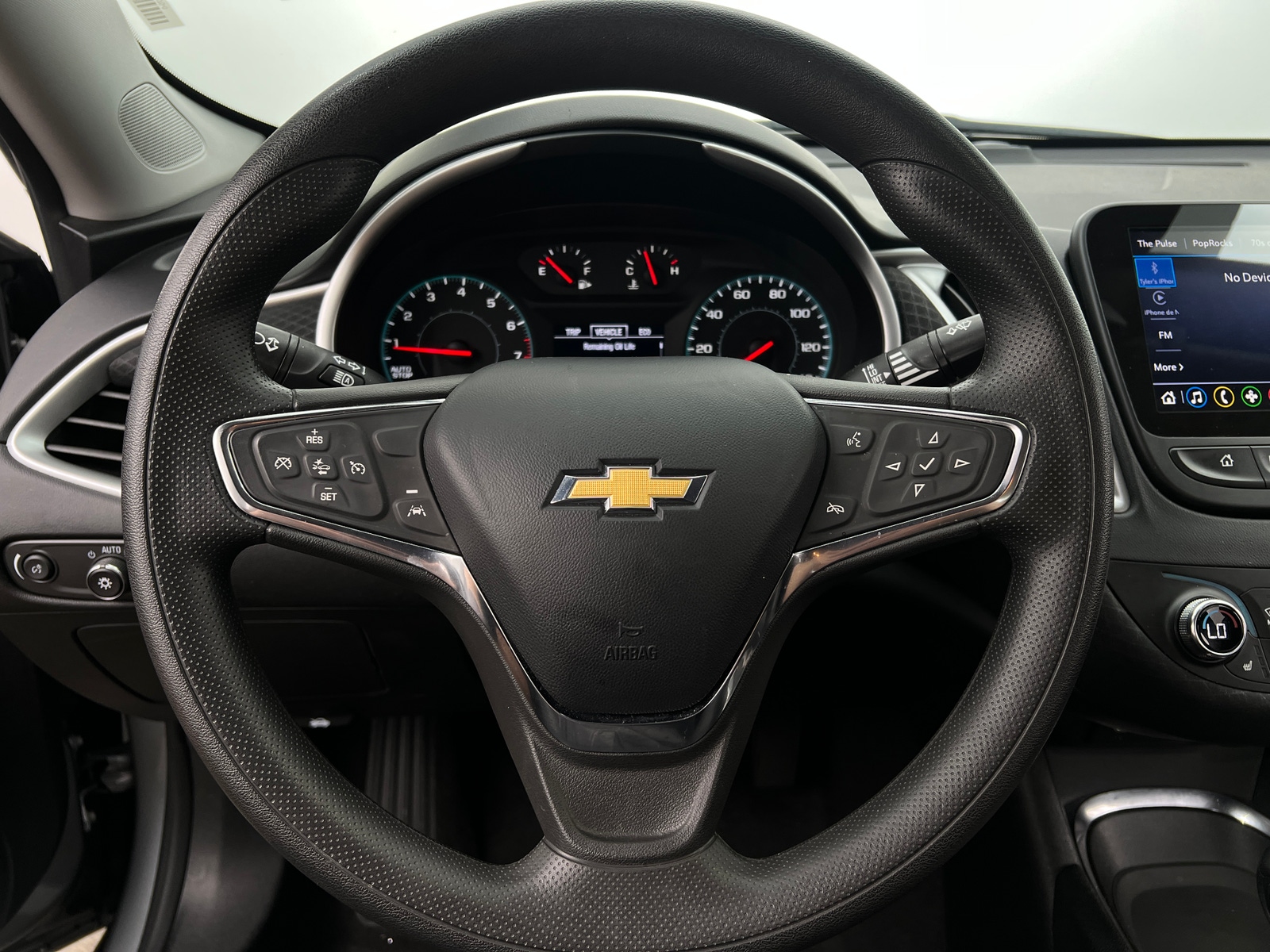 Thumbnail: 2024 Chevrolet Malibu - 5