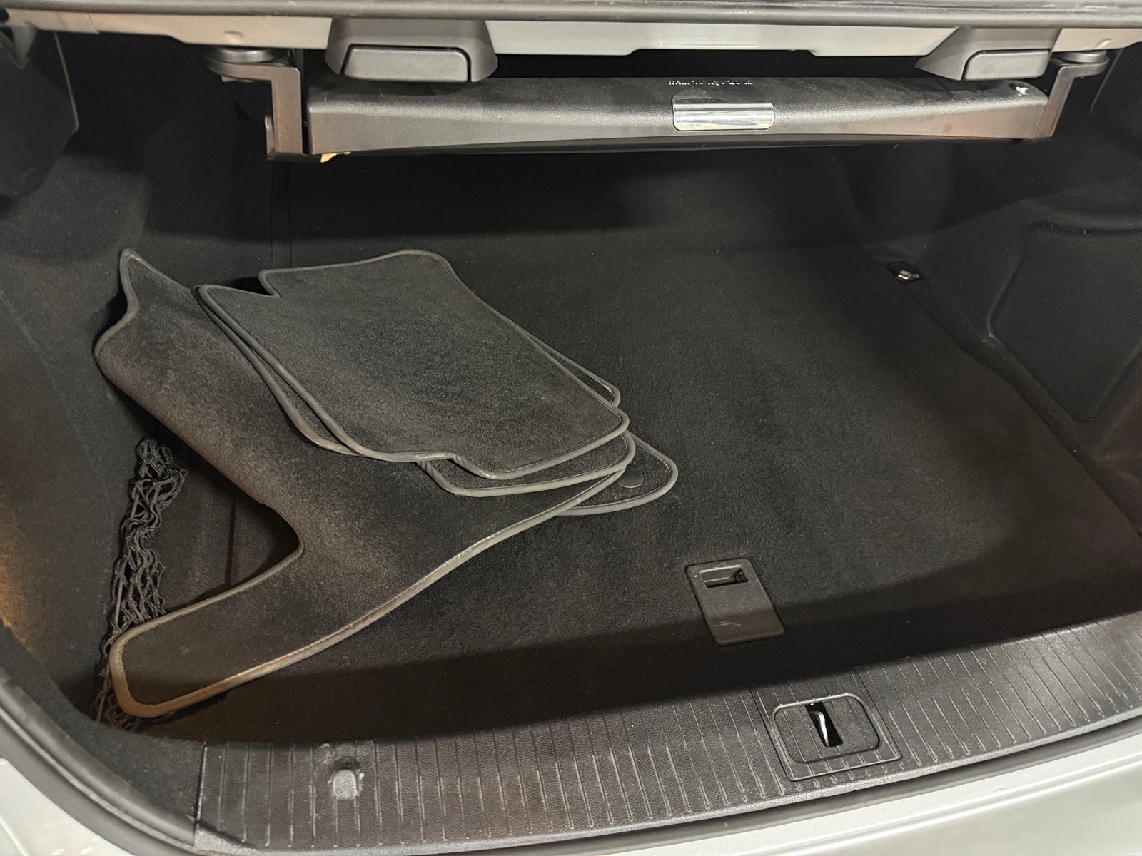 Thumbnail: 2014 Mercedes-Benz E-Class - 6