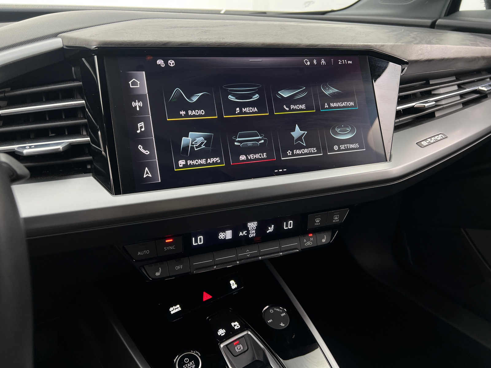 Thumbnail: 2025 Audi Q4 e-tron - 3