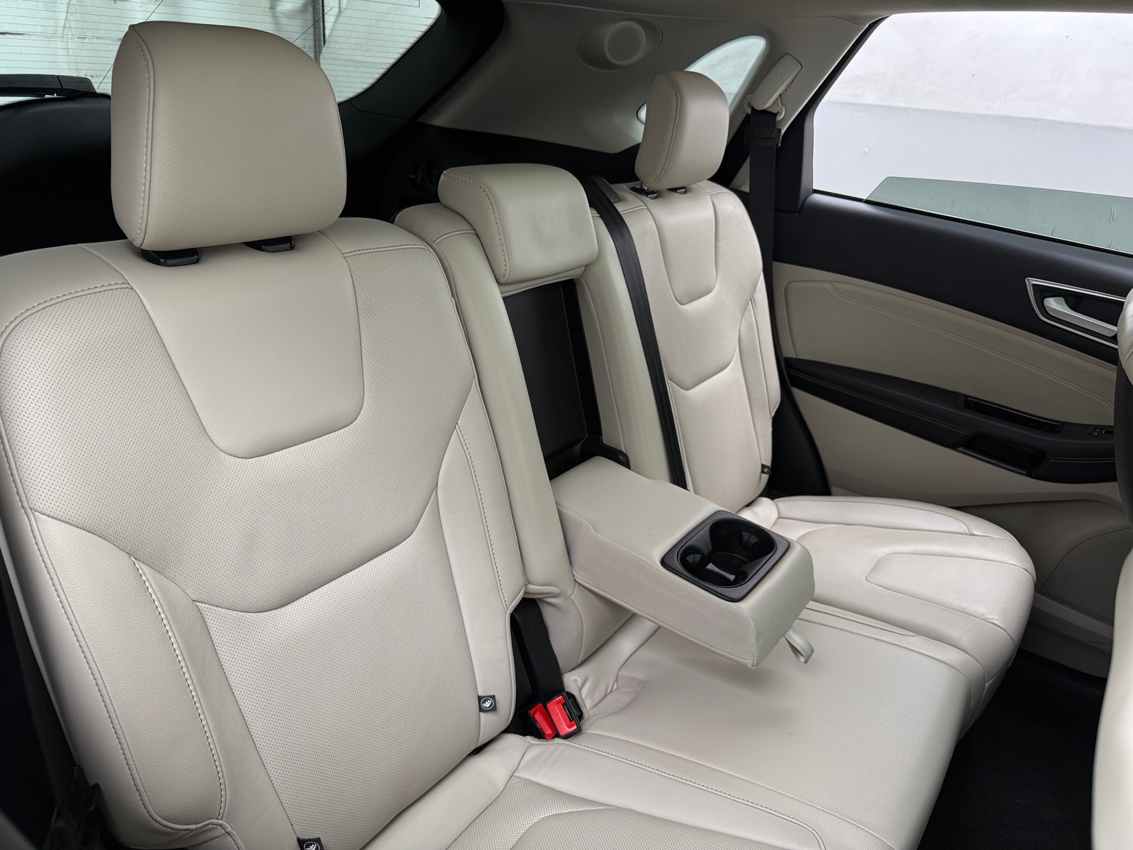 Thumbnail: 2020 Ford Edge - 5