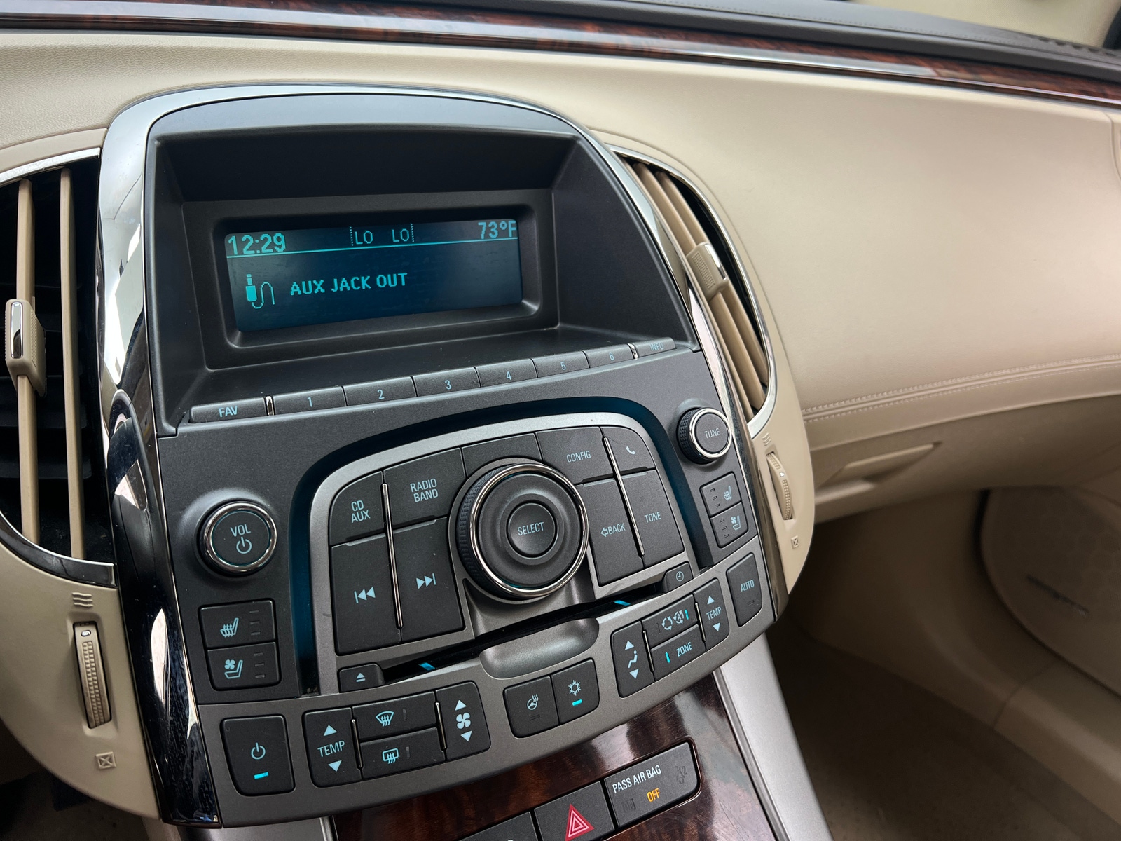 Thumbnail: 2011 Buick LaCrosse - 3