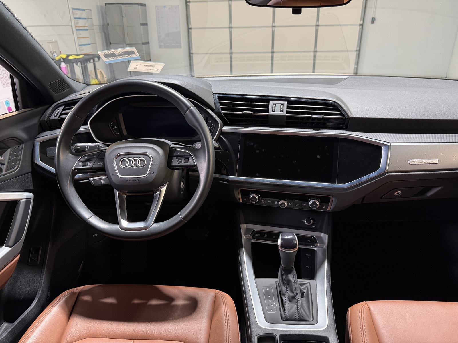 Thumbnail: 2023 Audi Q3 - 2