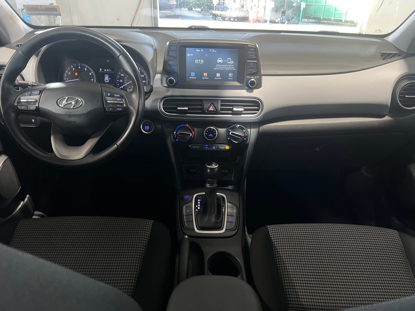 Thumbnail: 2018 Hyundai Kona - 3