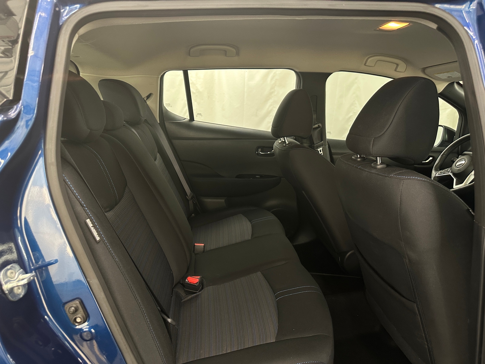 Thumbnail: 2022 Nissan Leaf - 6