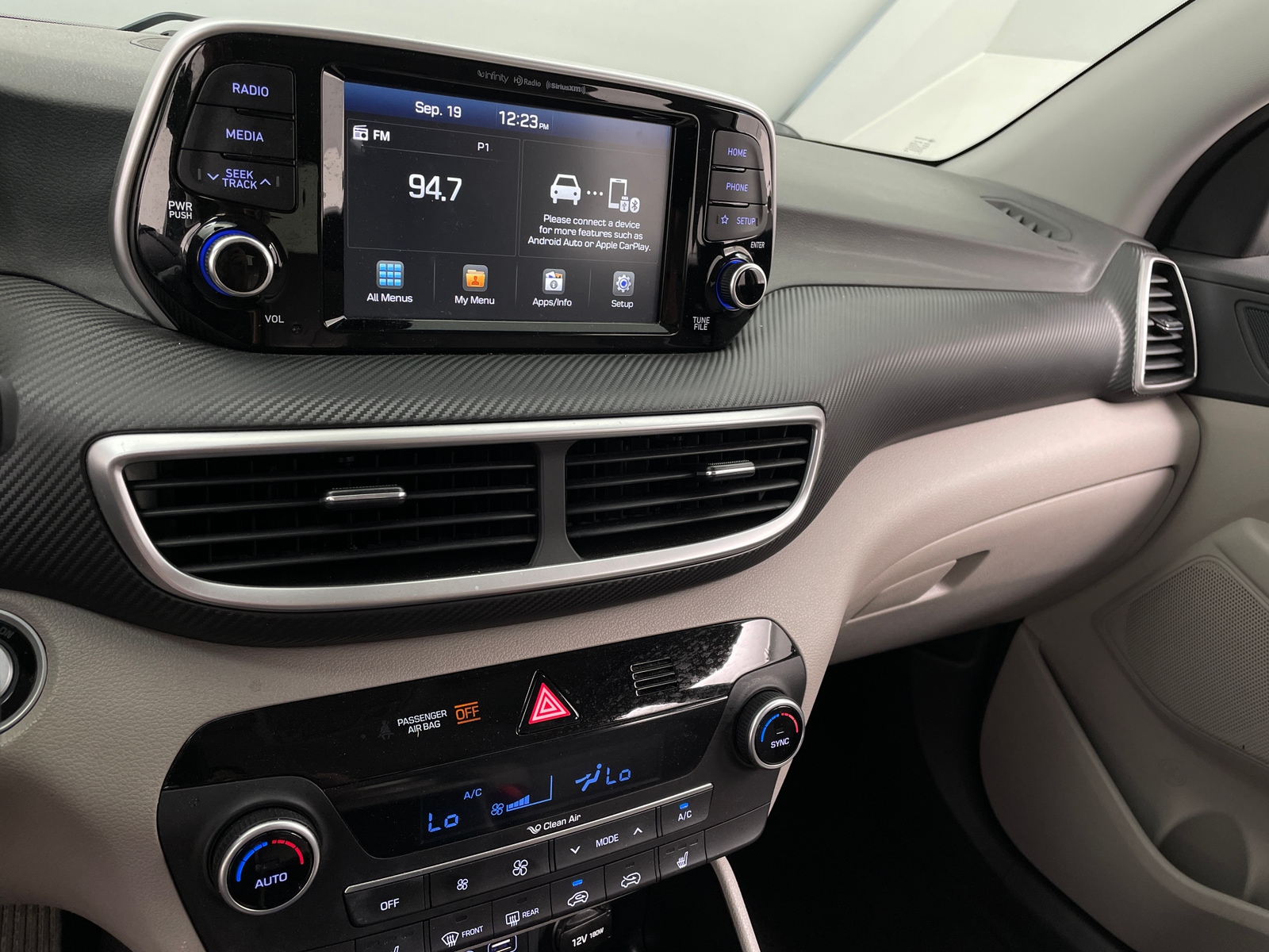 Thumbnail: 2019 Hyundai Tucson - 4