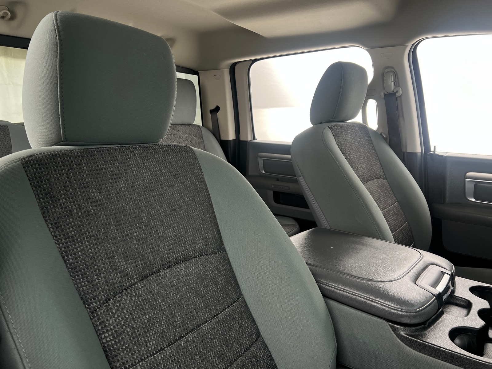 Thumbnail: 2019 RAM 1500 Classic - 2