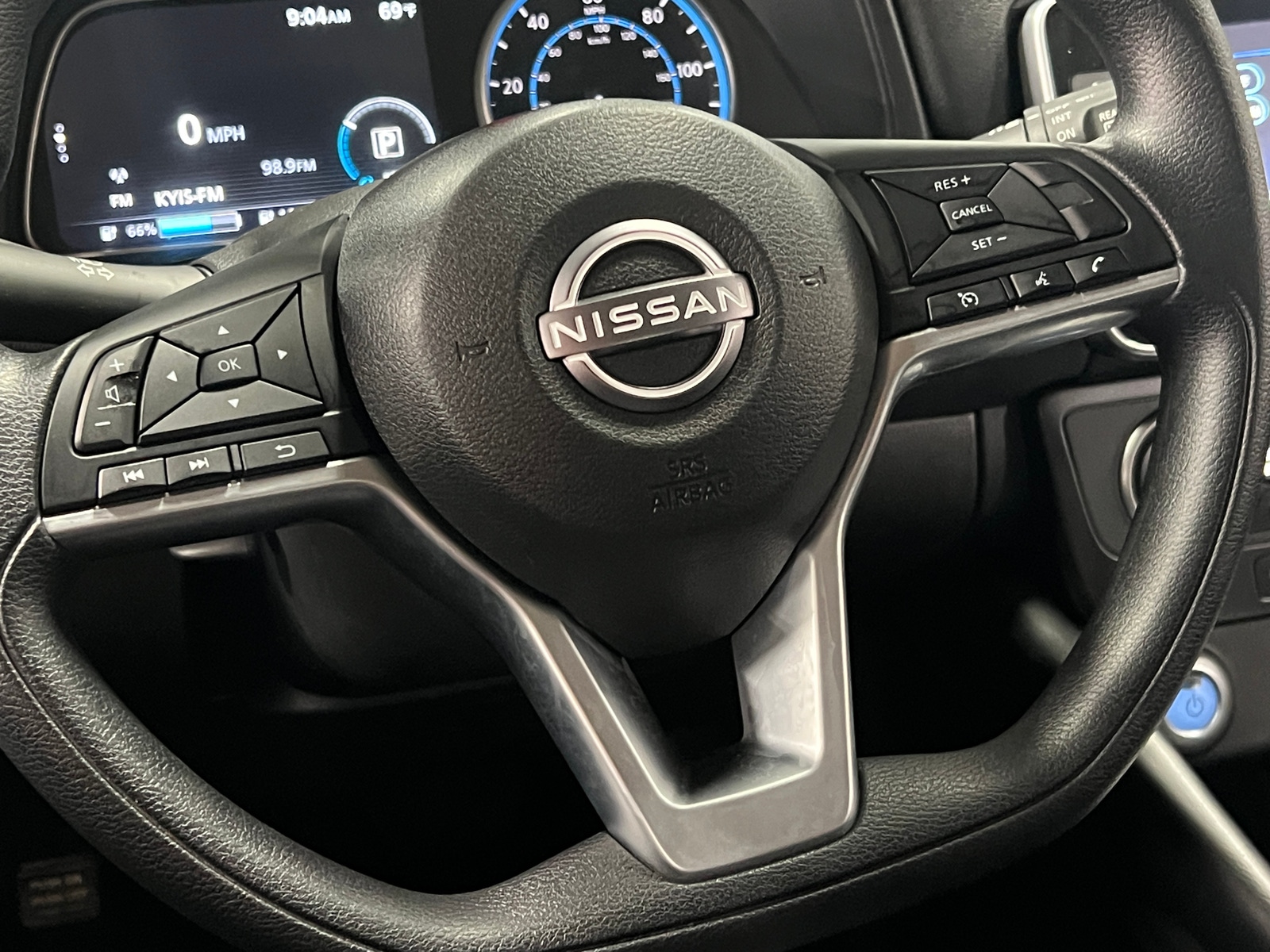 Thumbnail: 2024 Nissan Leaf - 5