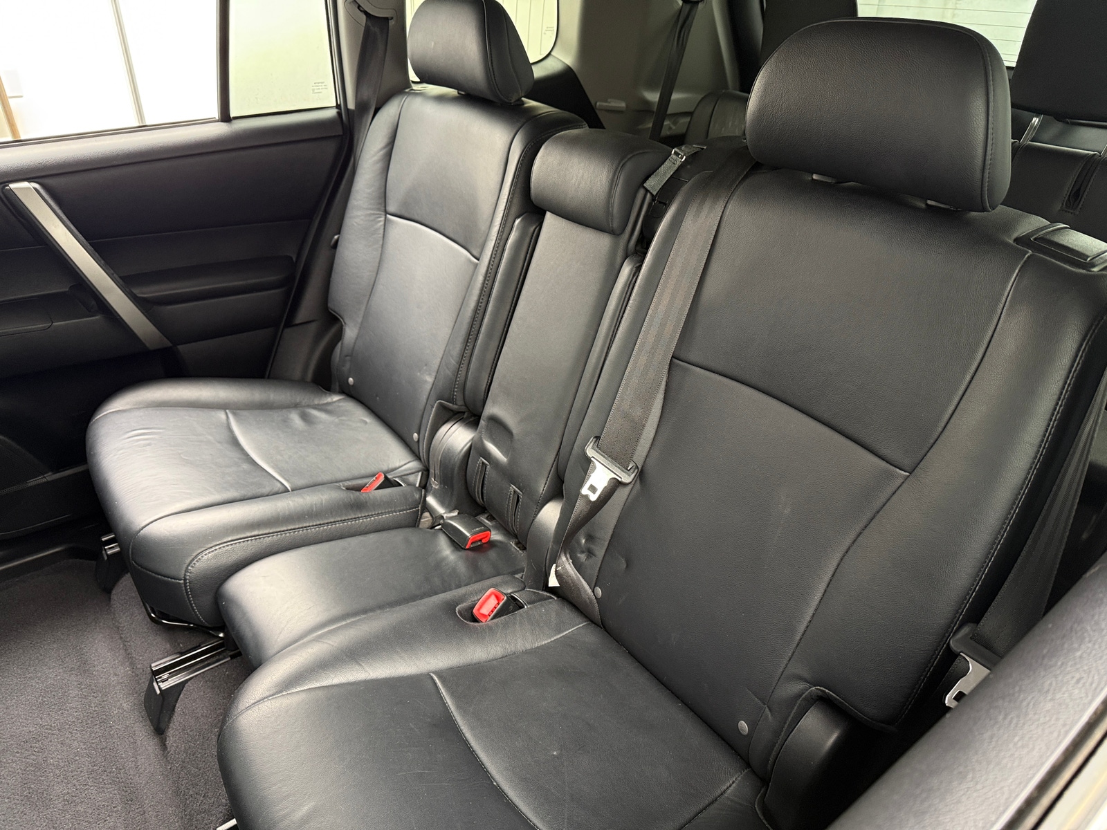 Thumbnail: 2012 Toyota Highlander - 5
