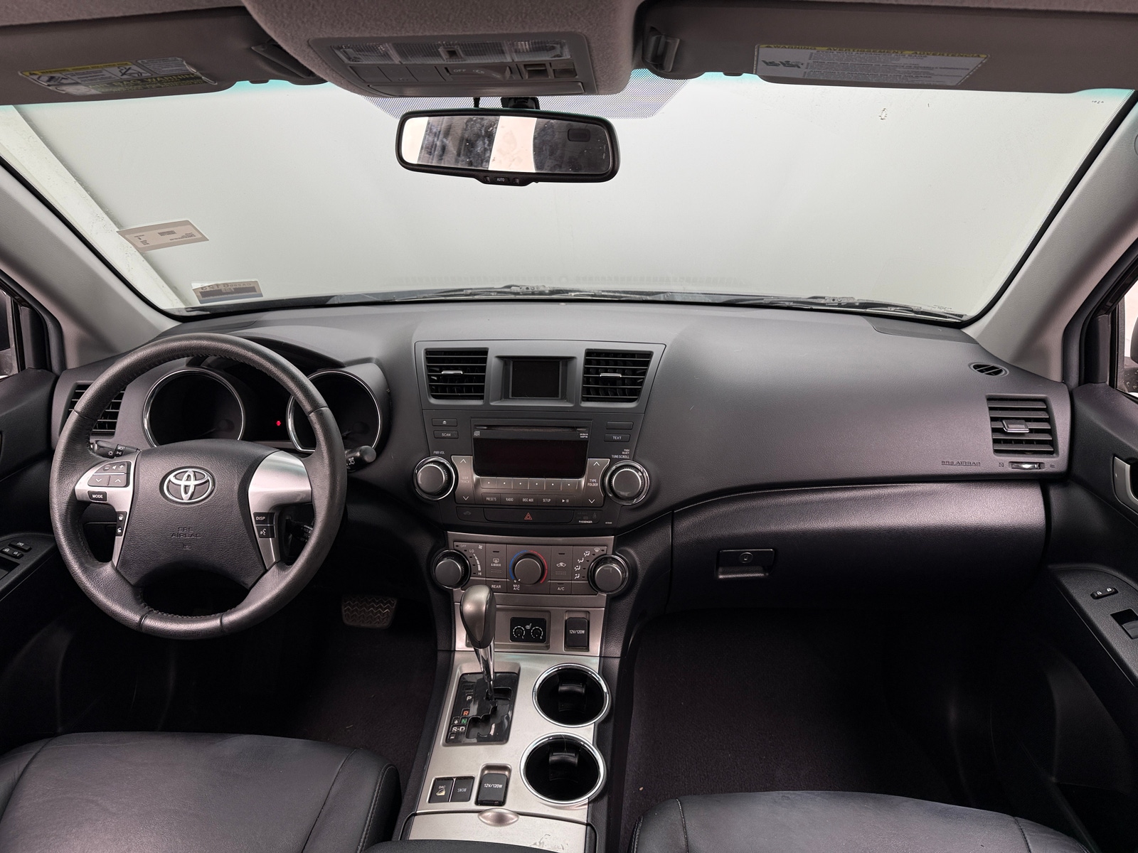 Thumbnail: 2012 Toyota Highlander - 2