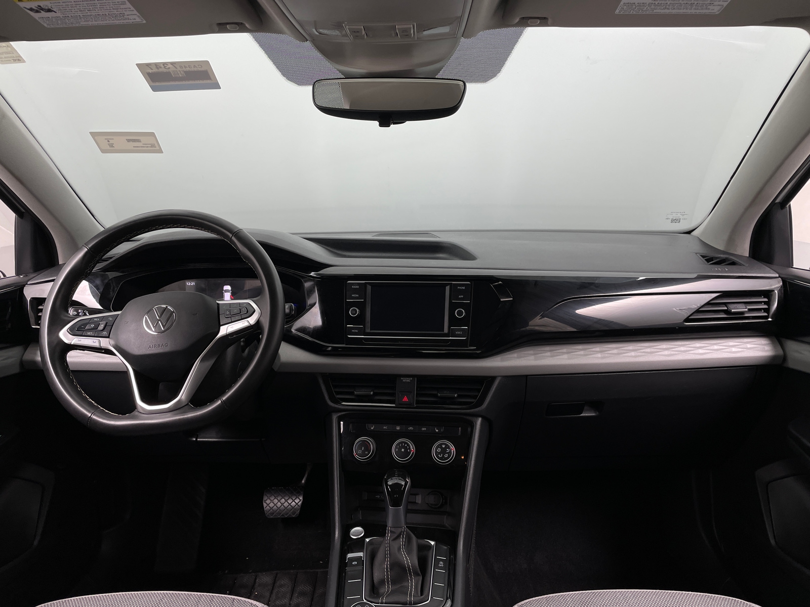 Thumbnail: 2024 Volkswagen Taos - 3