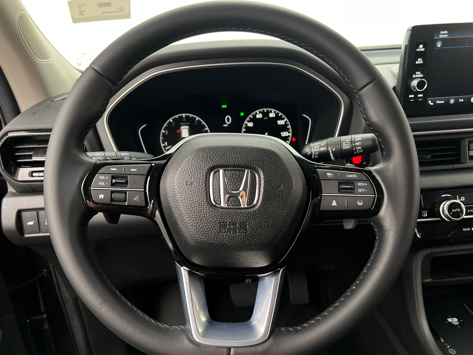Thumbnail: 2024 Honda Pilot - 4