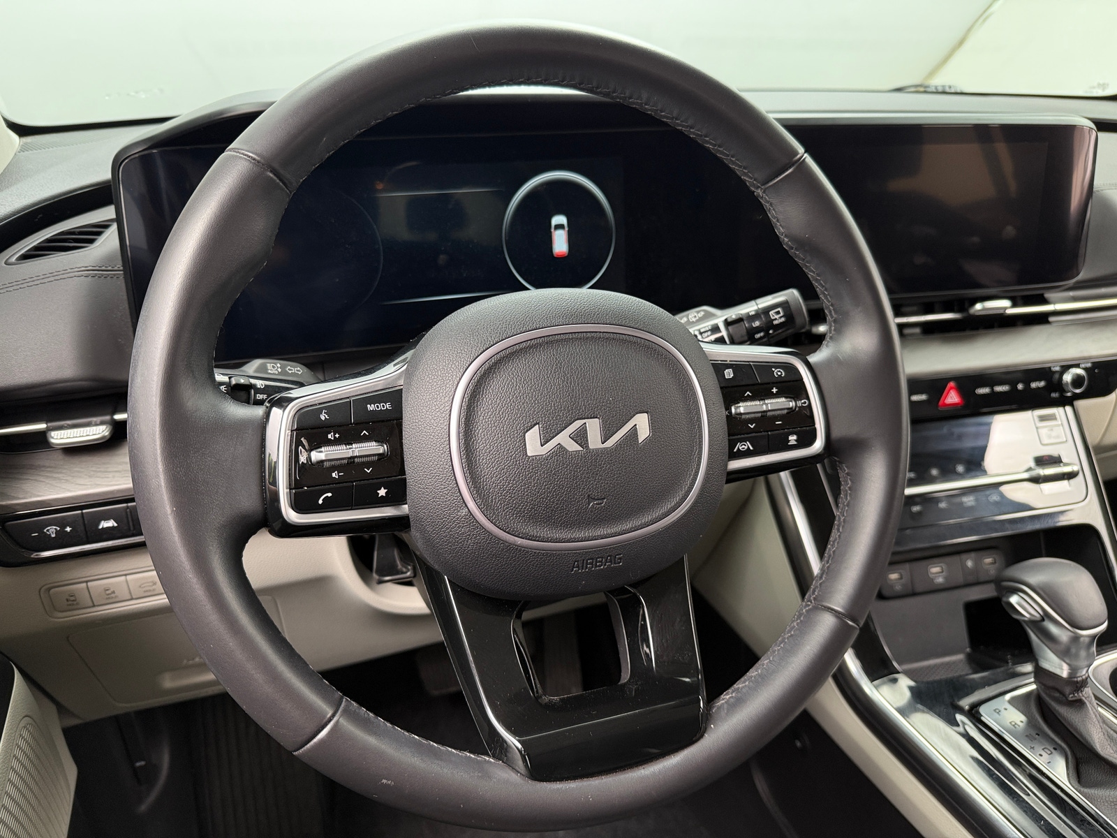 Thumbnail: 2024 Kia Carnival - 4