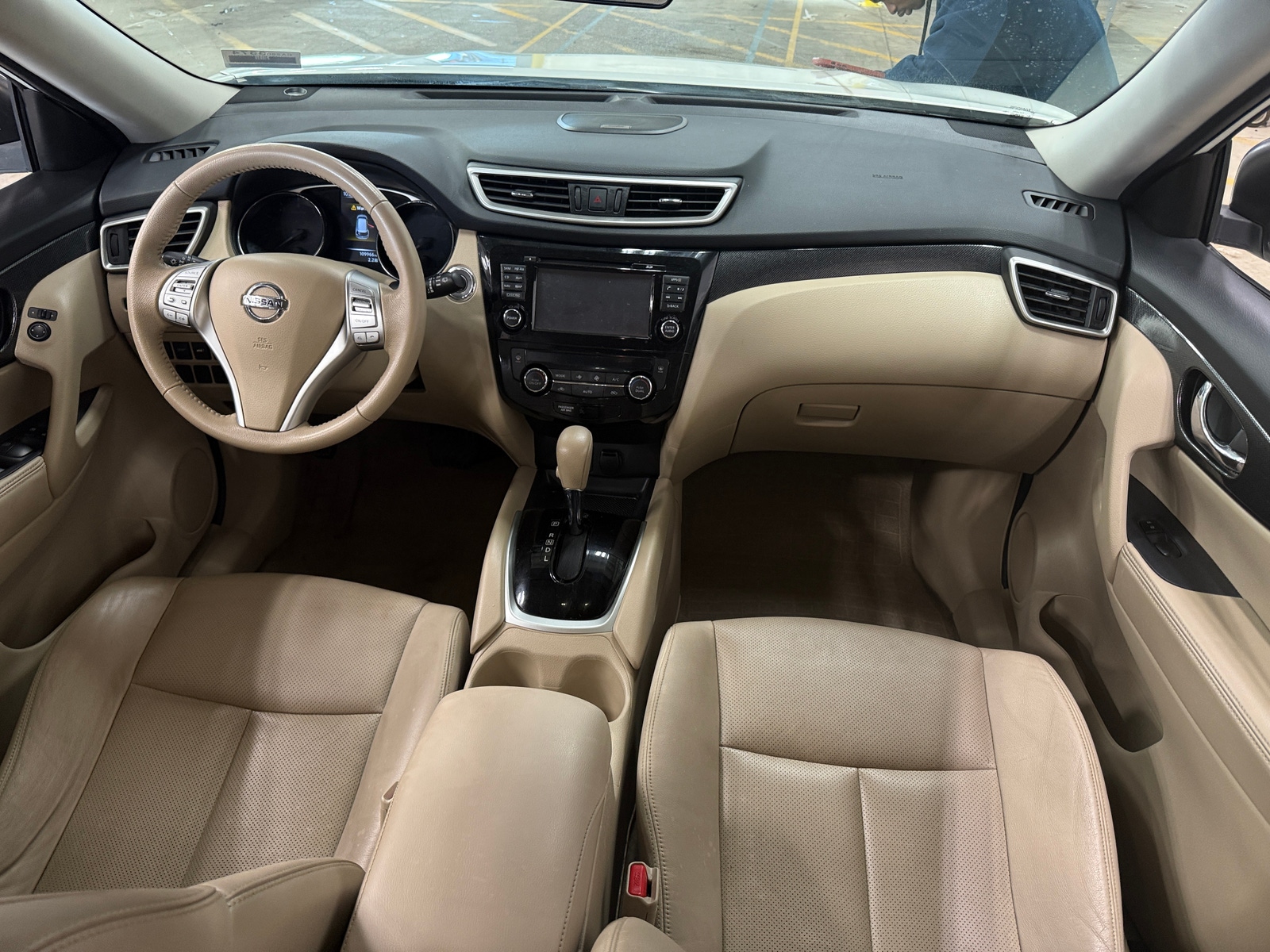 Thumbnail: 2014 Nissan Rogue - 2