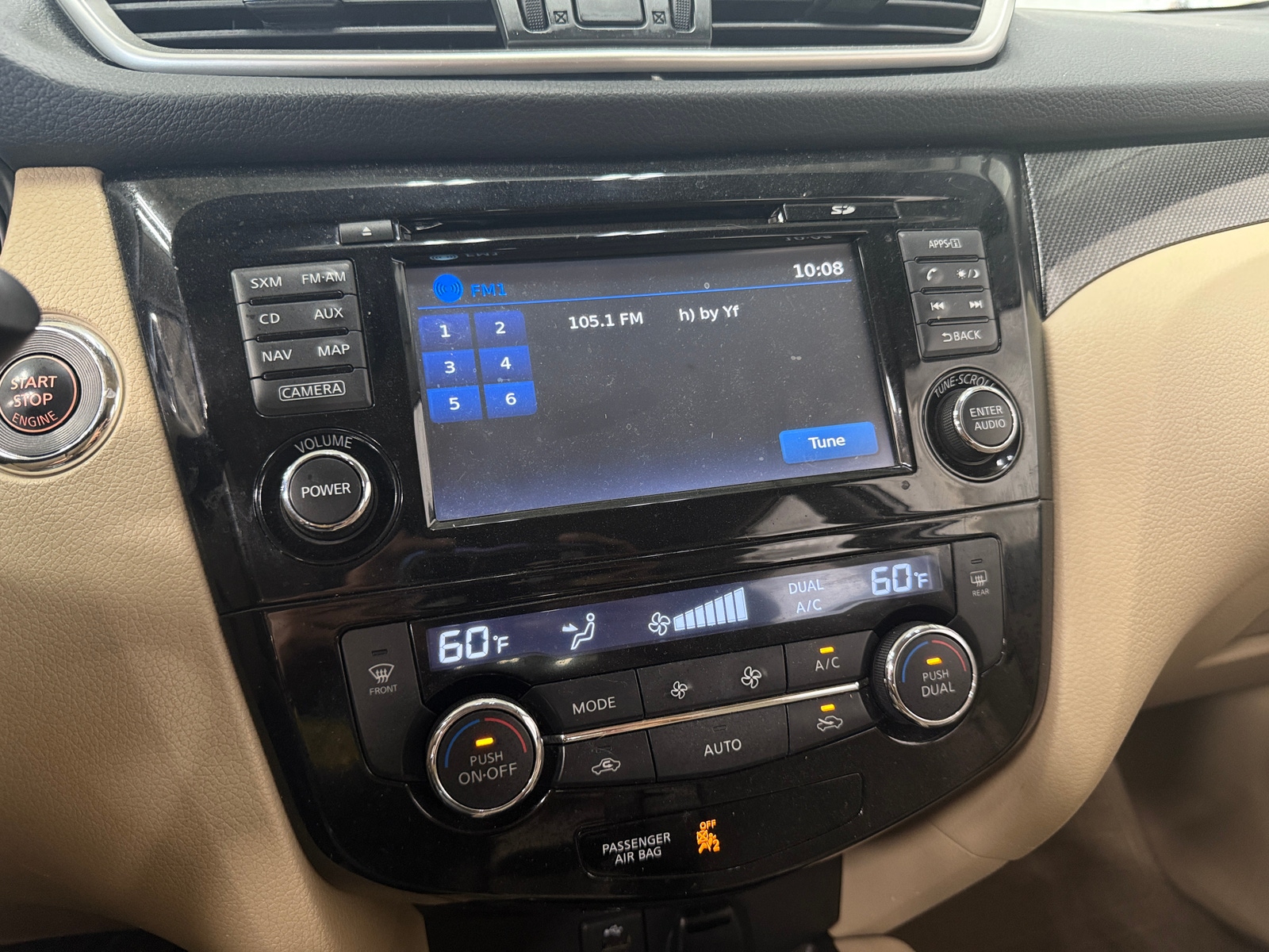 Thumbnail: 2014 Nissan Rogue - 3