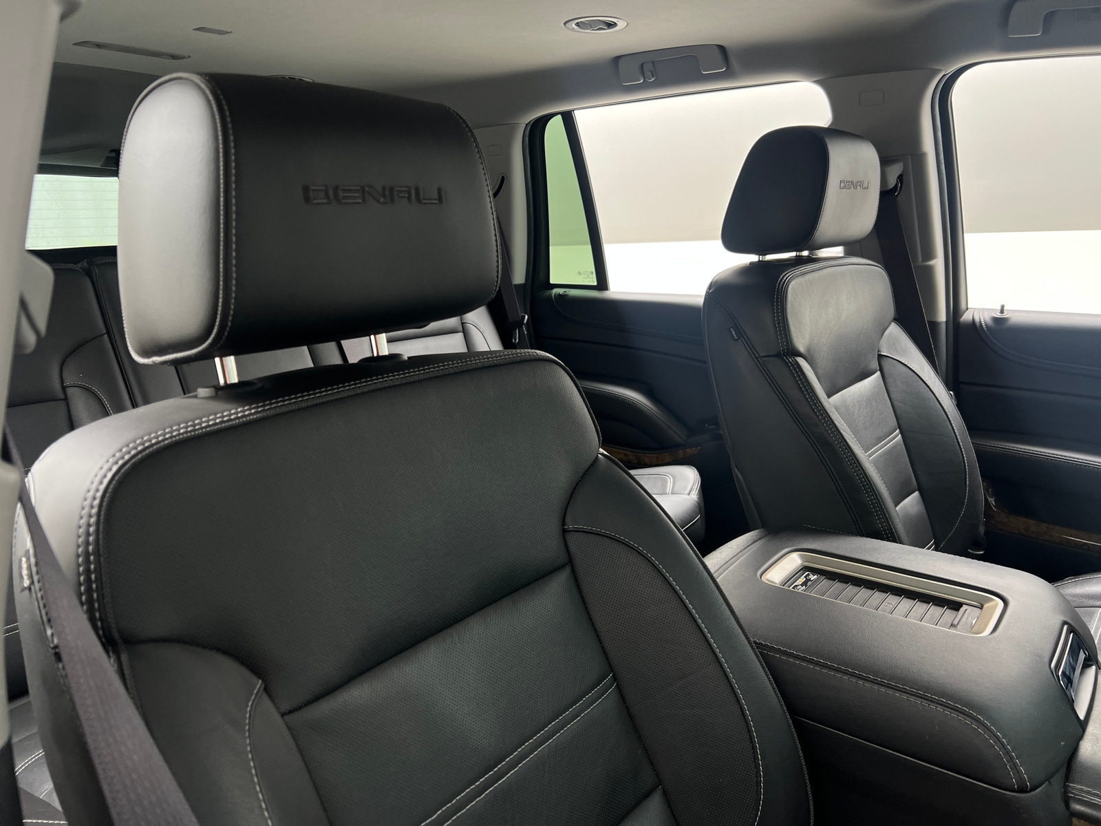 Thumbnail: 2016 GMC Yukon - 2